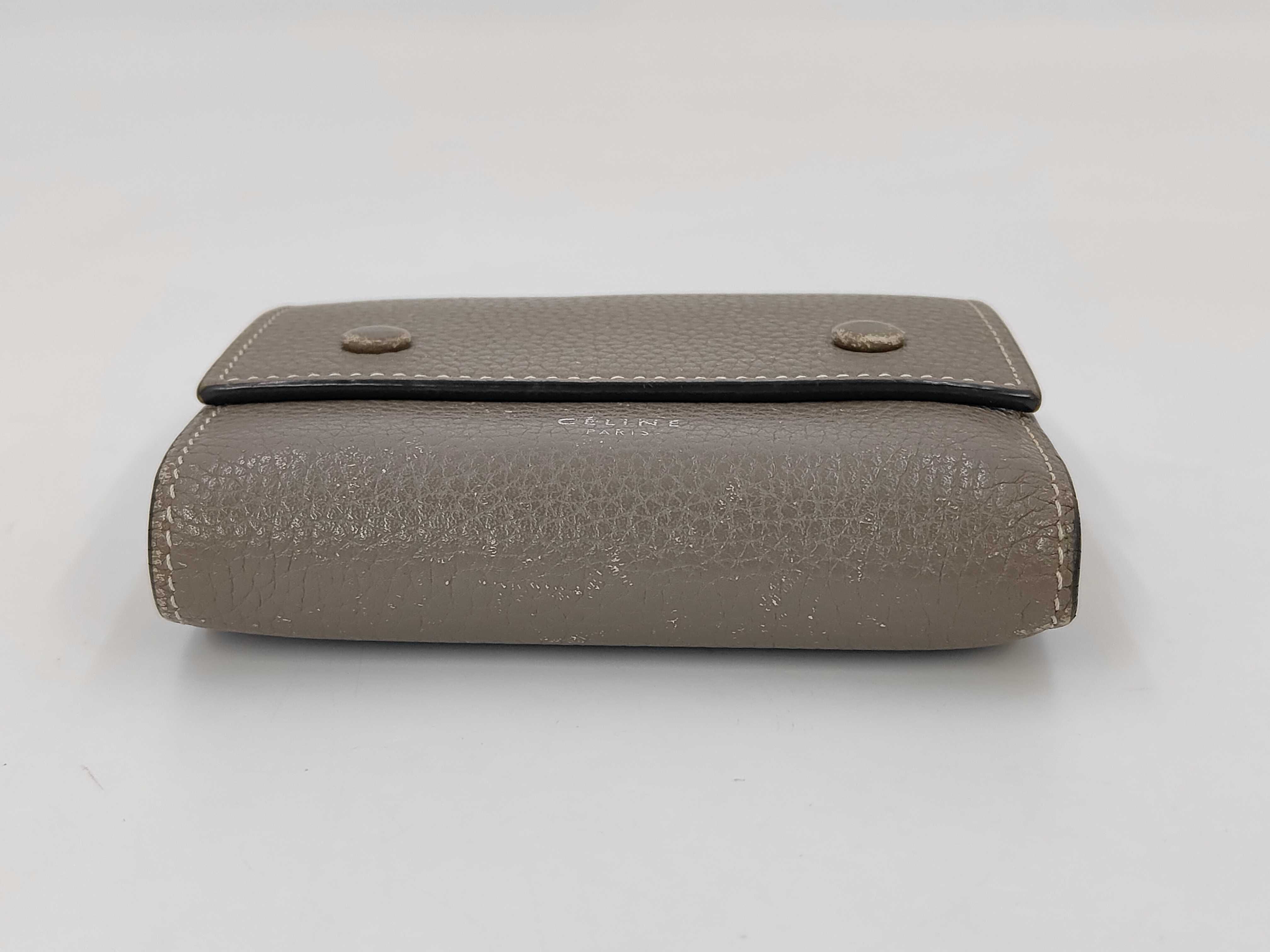 wallet — view 3