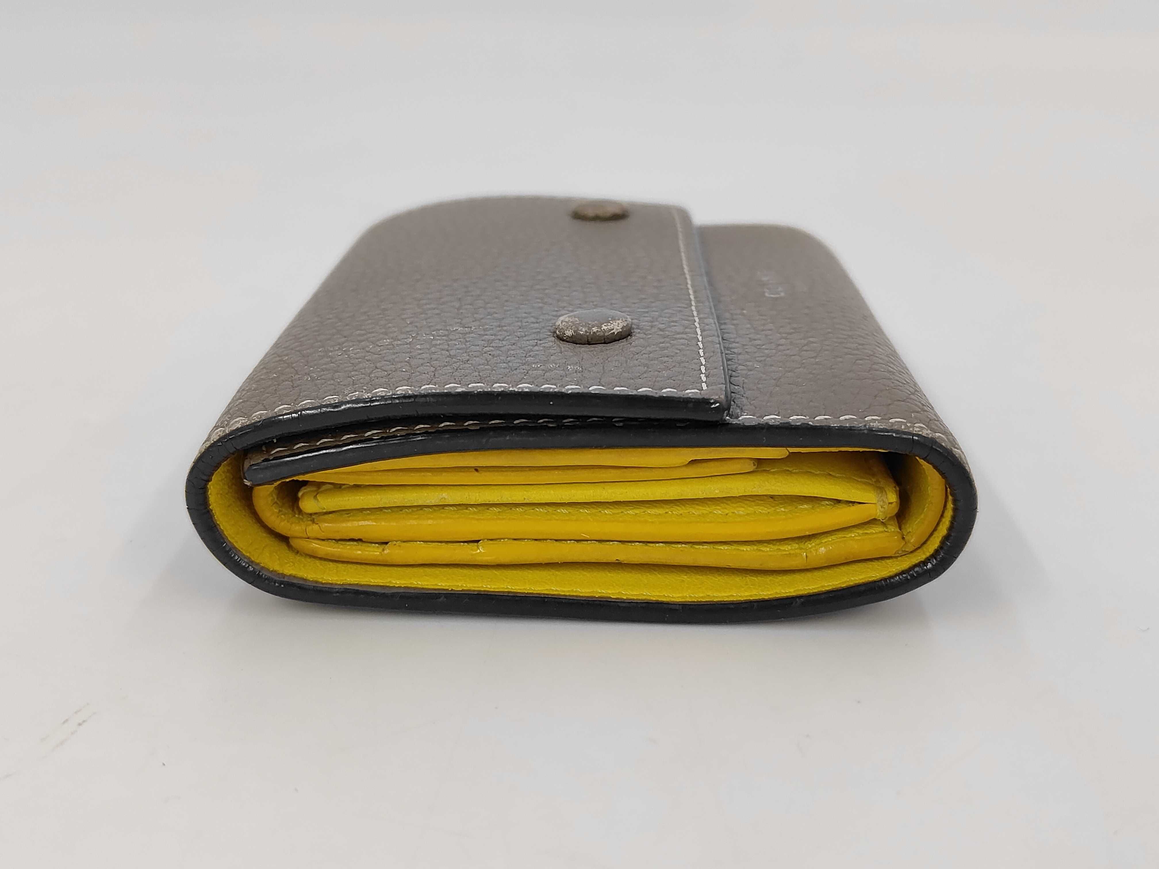 wallet — view 4