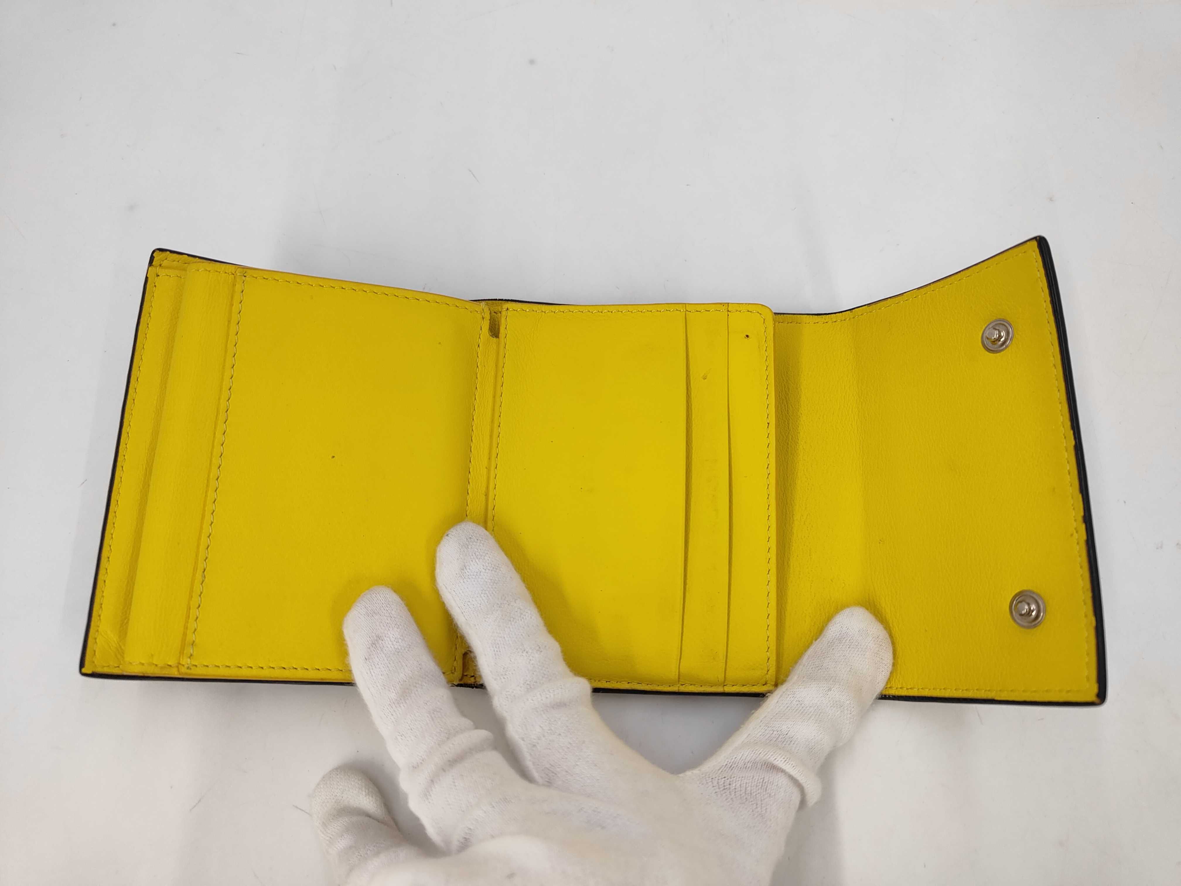 wallet — view 6