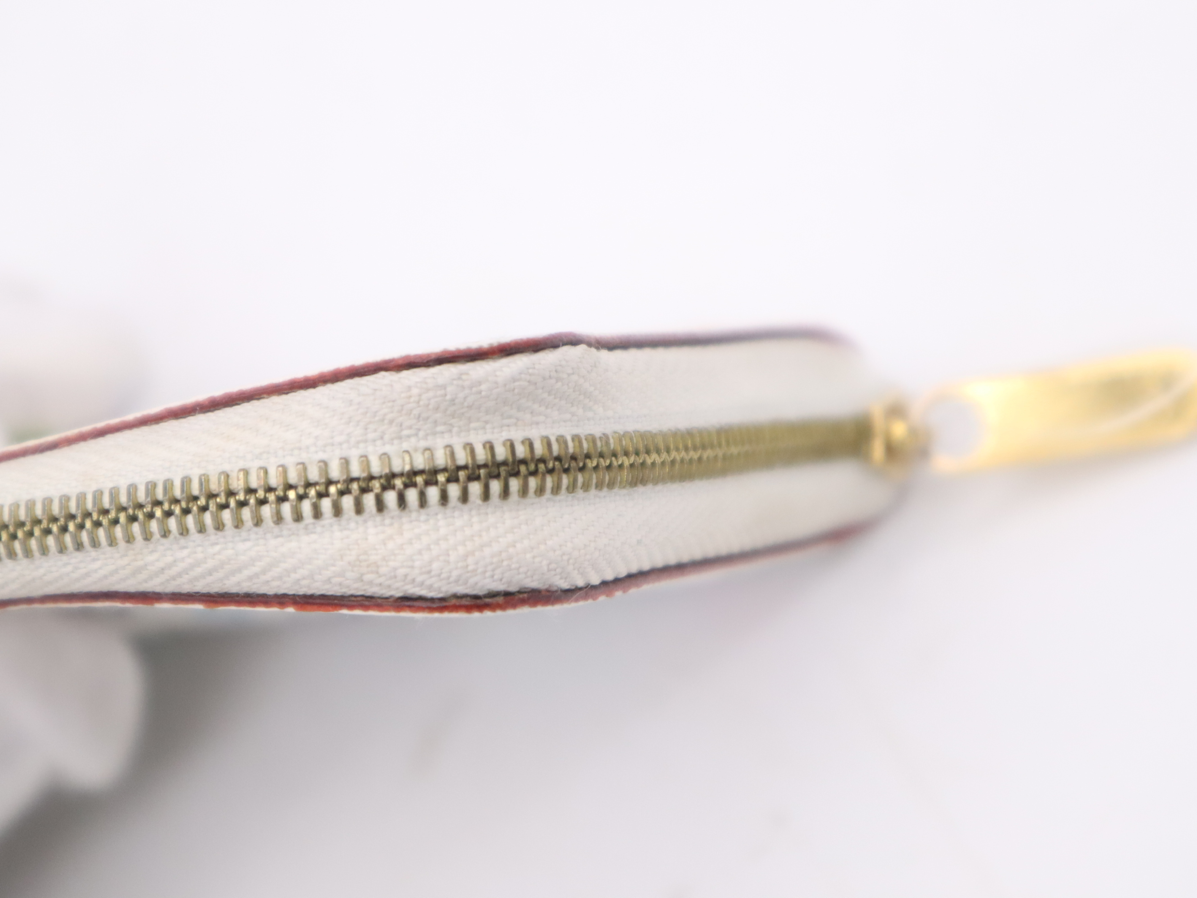 M93741 Multicolor Zippy Coin Purse Coin Case — view 6