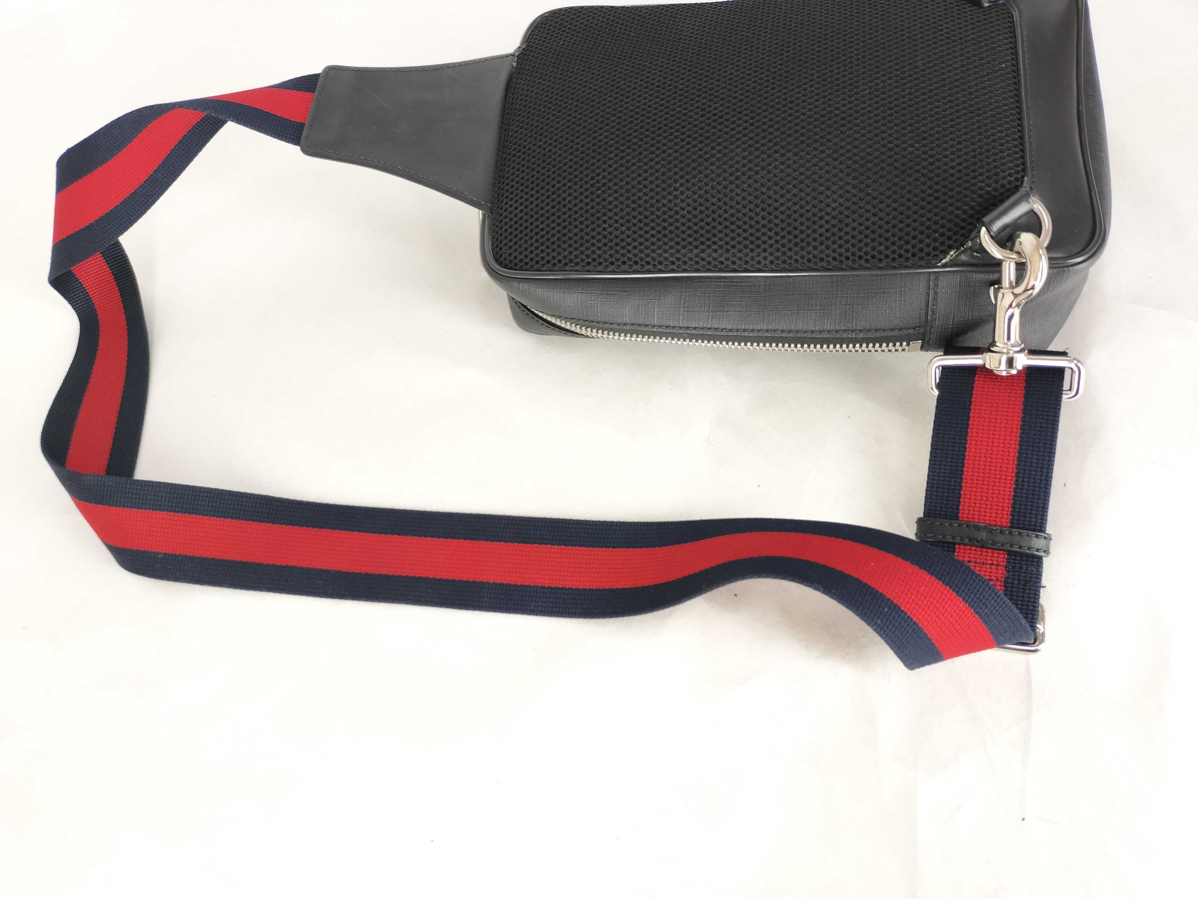 GG Supreme Gucci Body Bag Shoulder Bag GG Supreme 473325 Shoulder Bag — view 3