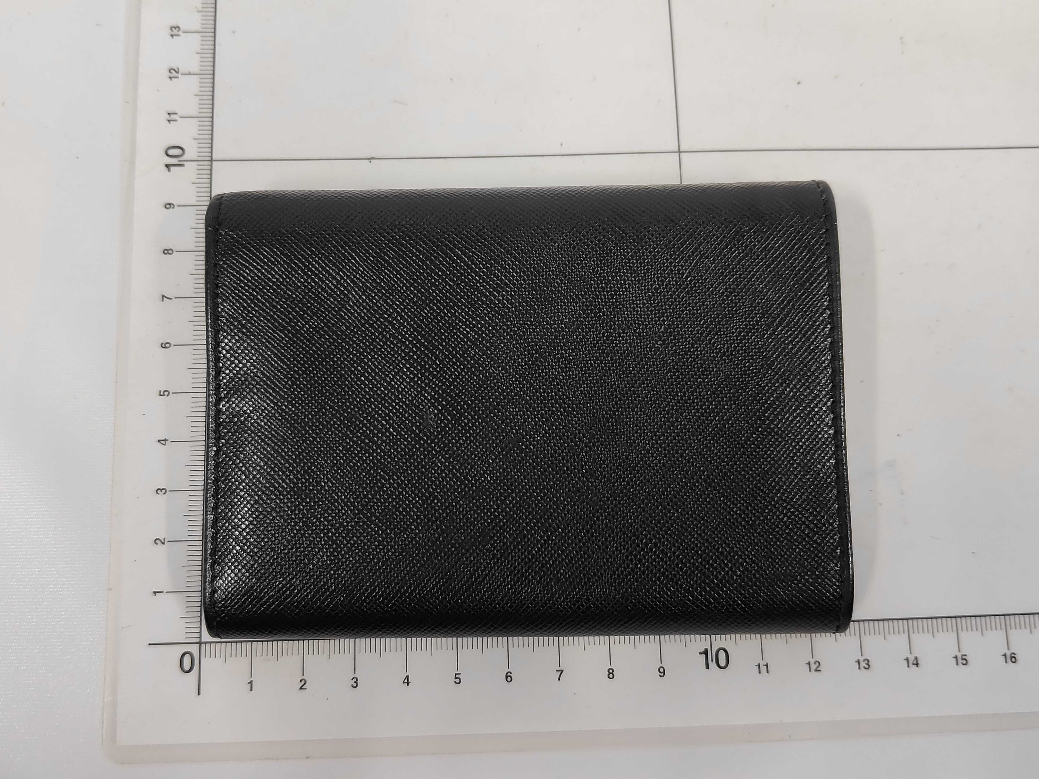 Saffiano / Folding Wallet / Leather Wallet — view 2