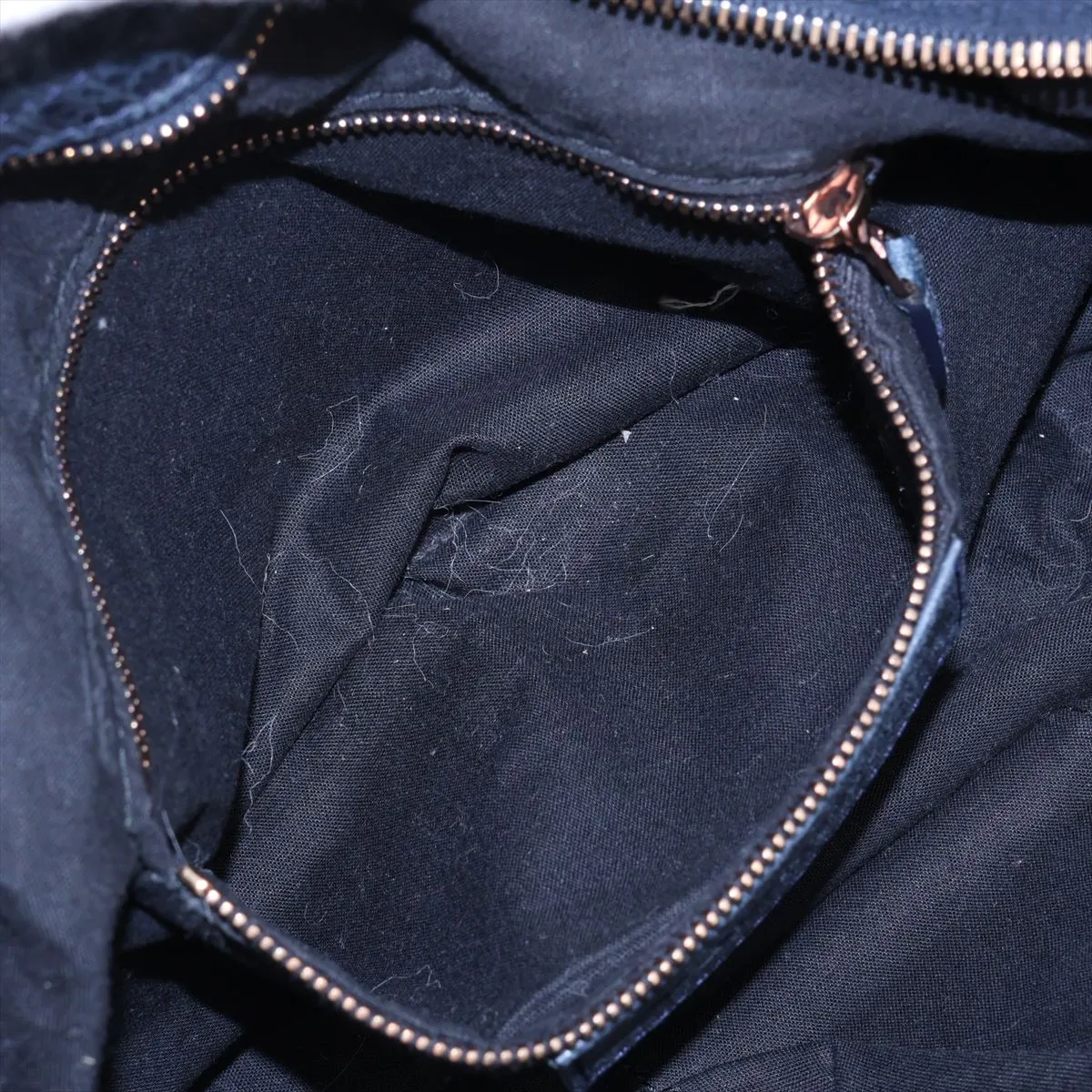 Giant Town Leather 2-Way Handbag, Navy, 285434, with Mirror — view 9