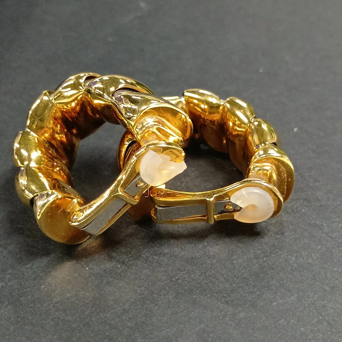 Tubogas earrings, 750 (yellow gold) x stainless steel, 29.9g. Silicone is — view 6