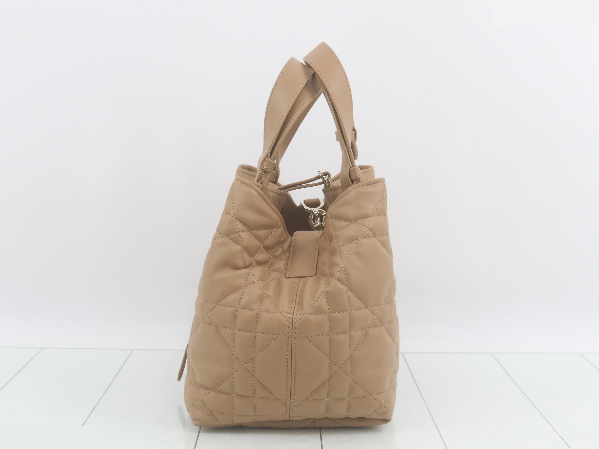 Toujours Medium Tote Bag M2821OSNW_M34U — view 3