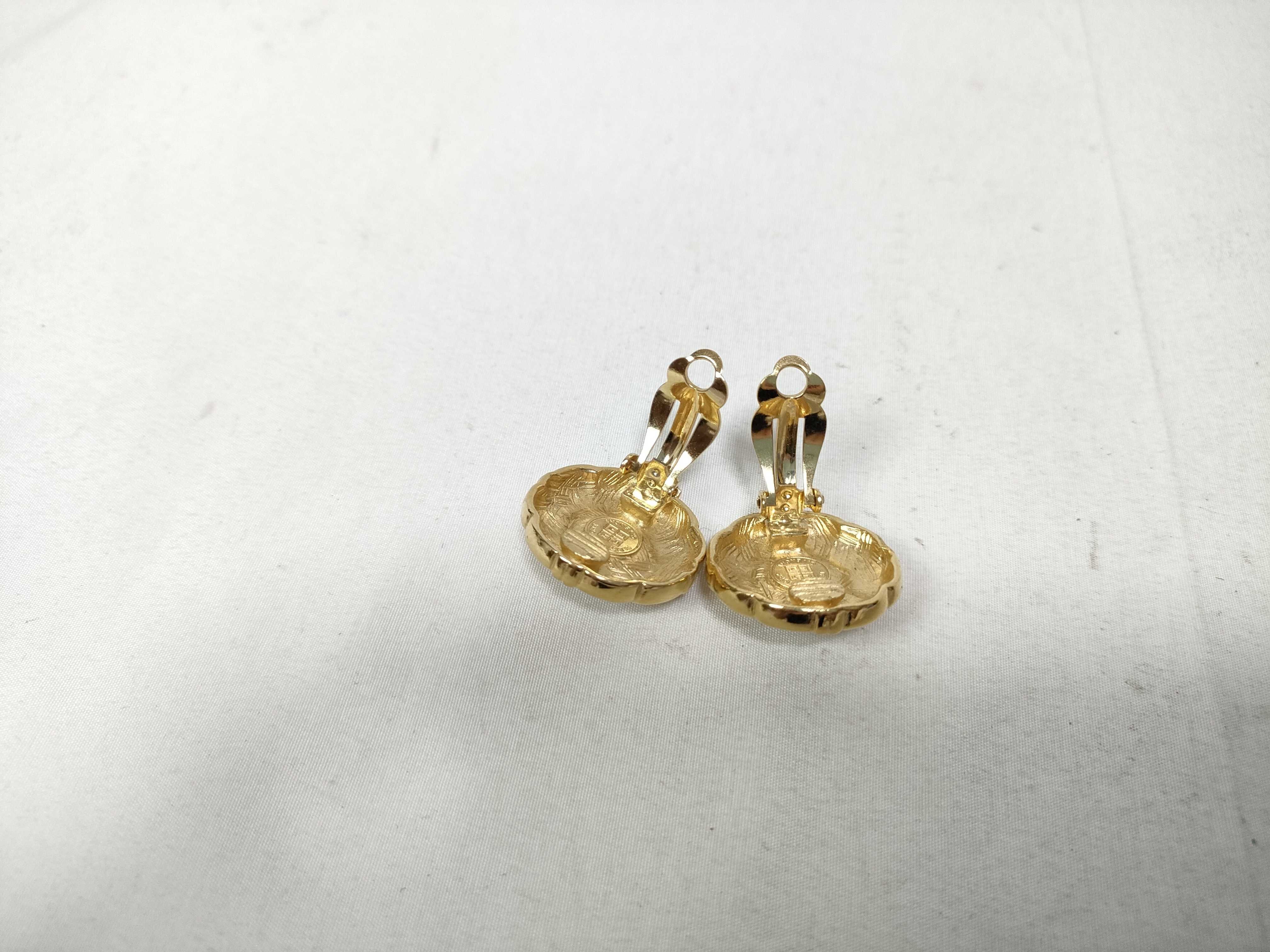 Earrings — view 5