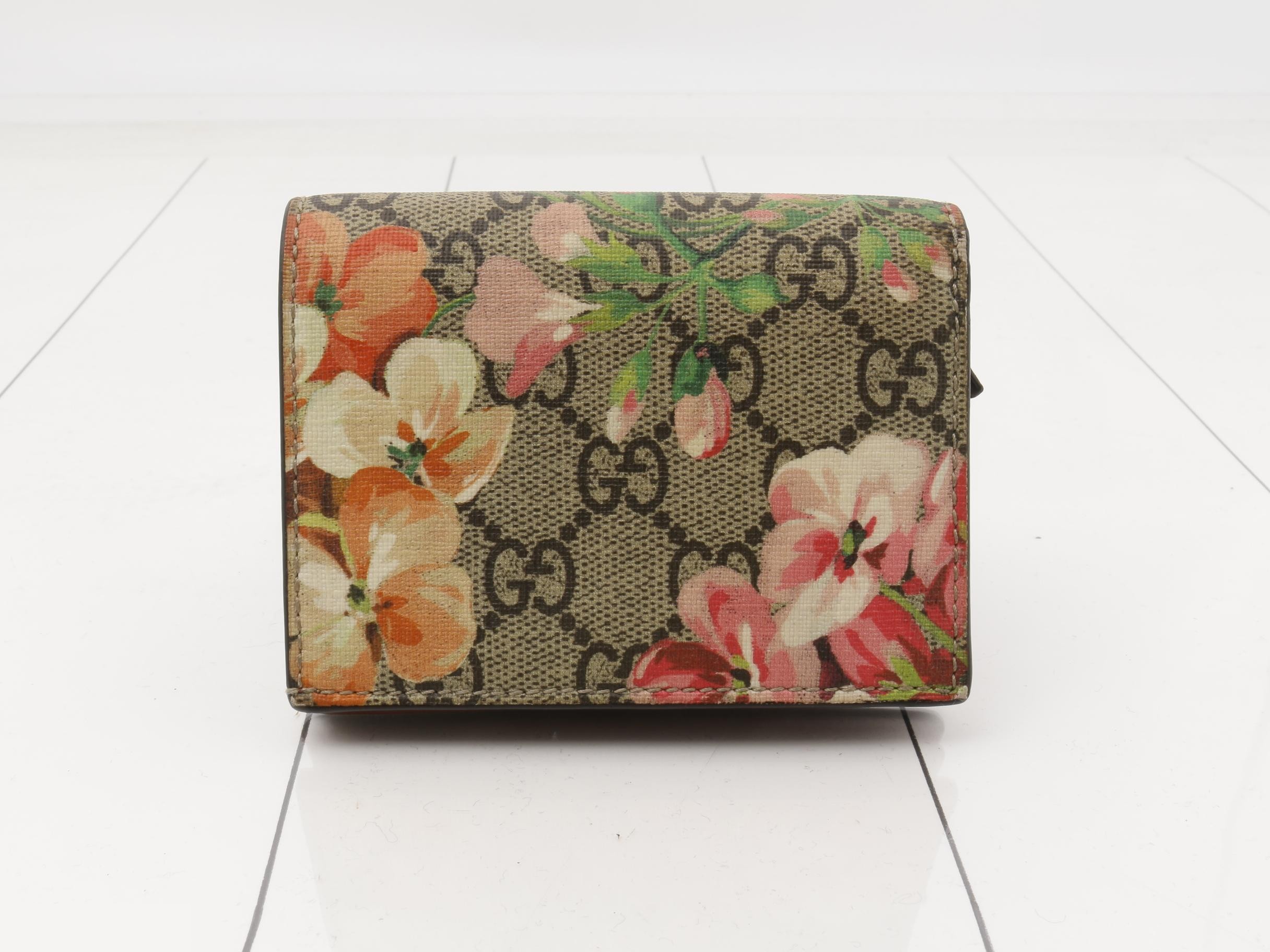 GG Supreme Compact Wallet — view 2