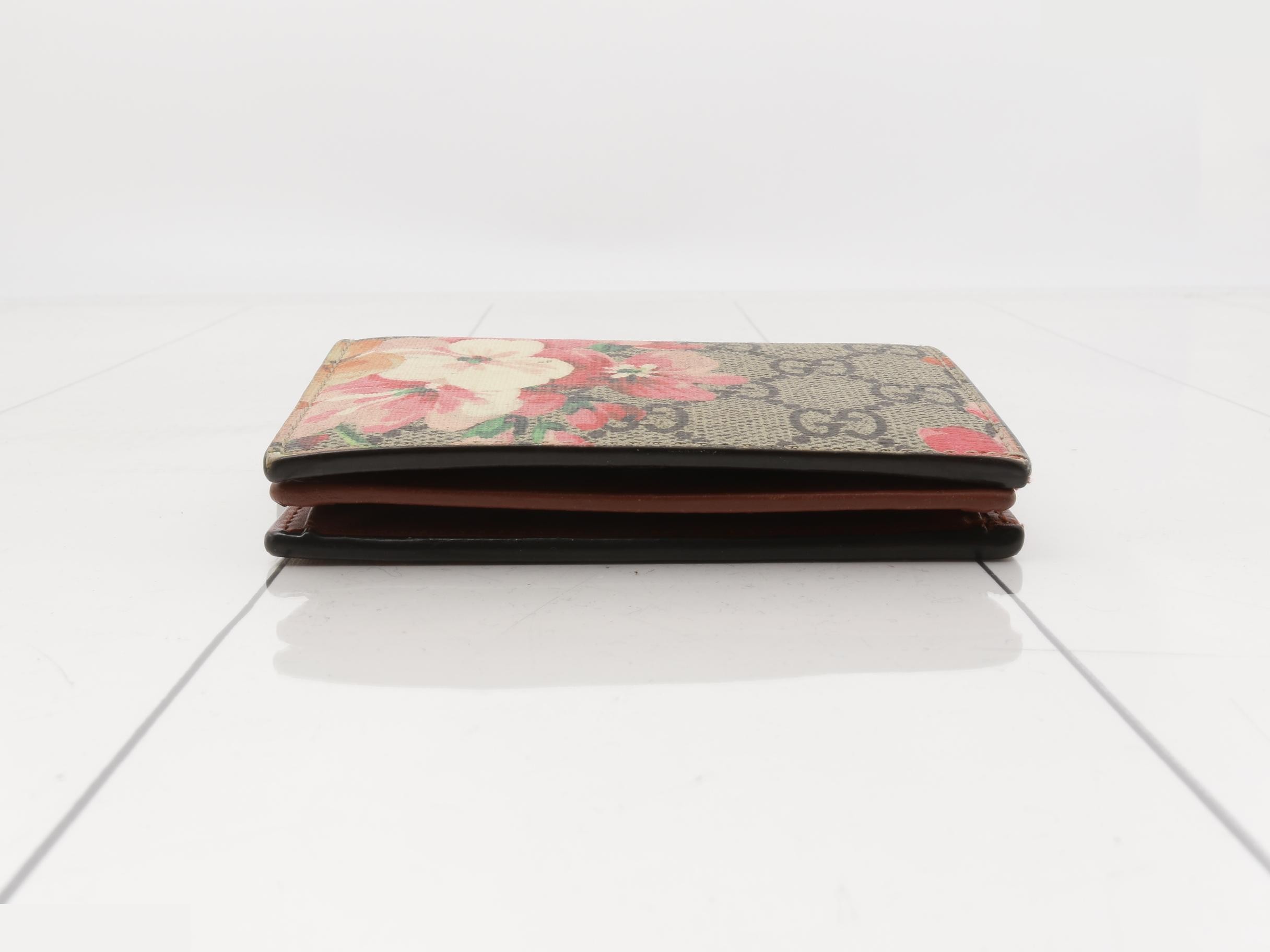 GG Supreme Compact Wallet — view 3