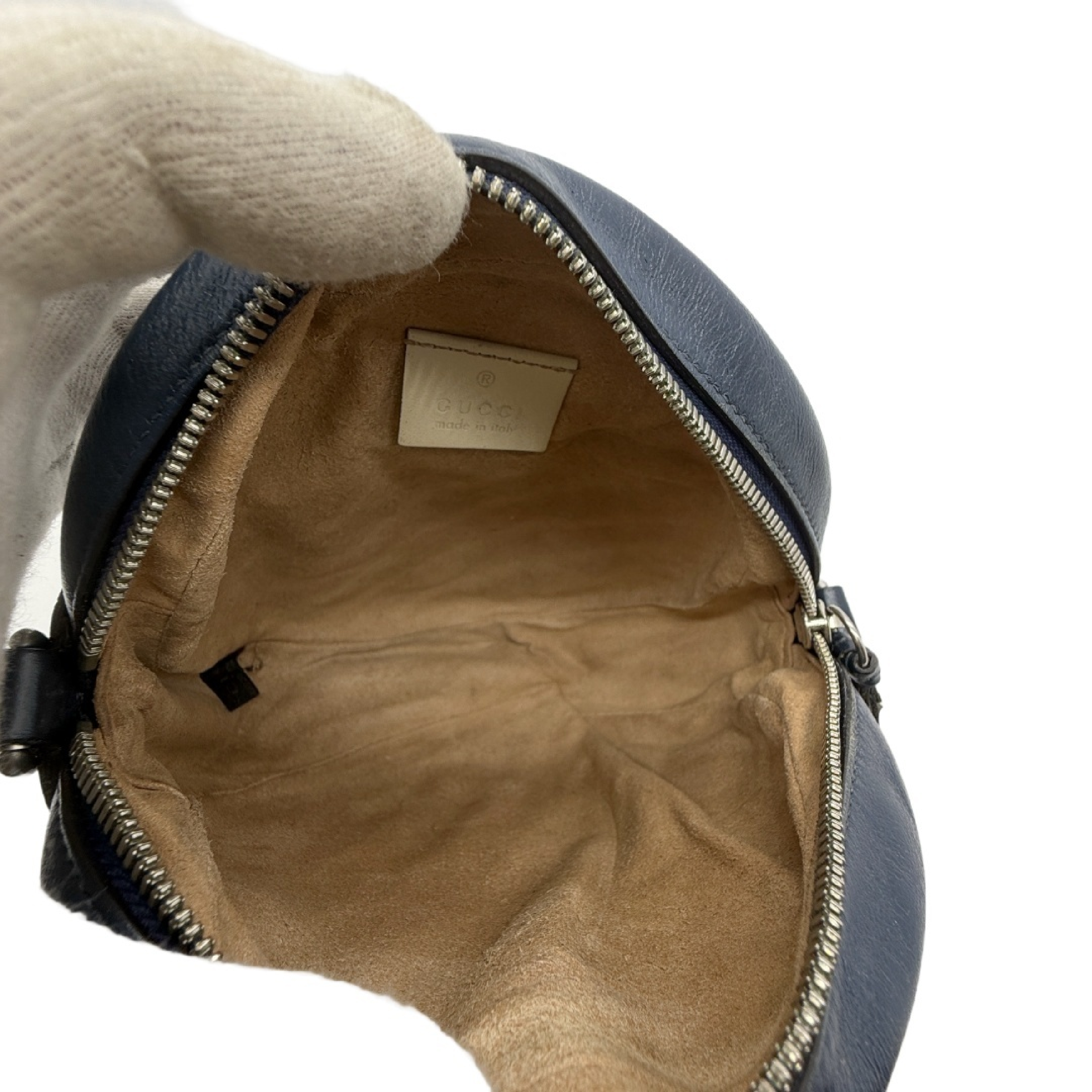 Marmont Round Shoulder Bag (Shoulder Bag) — view 10