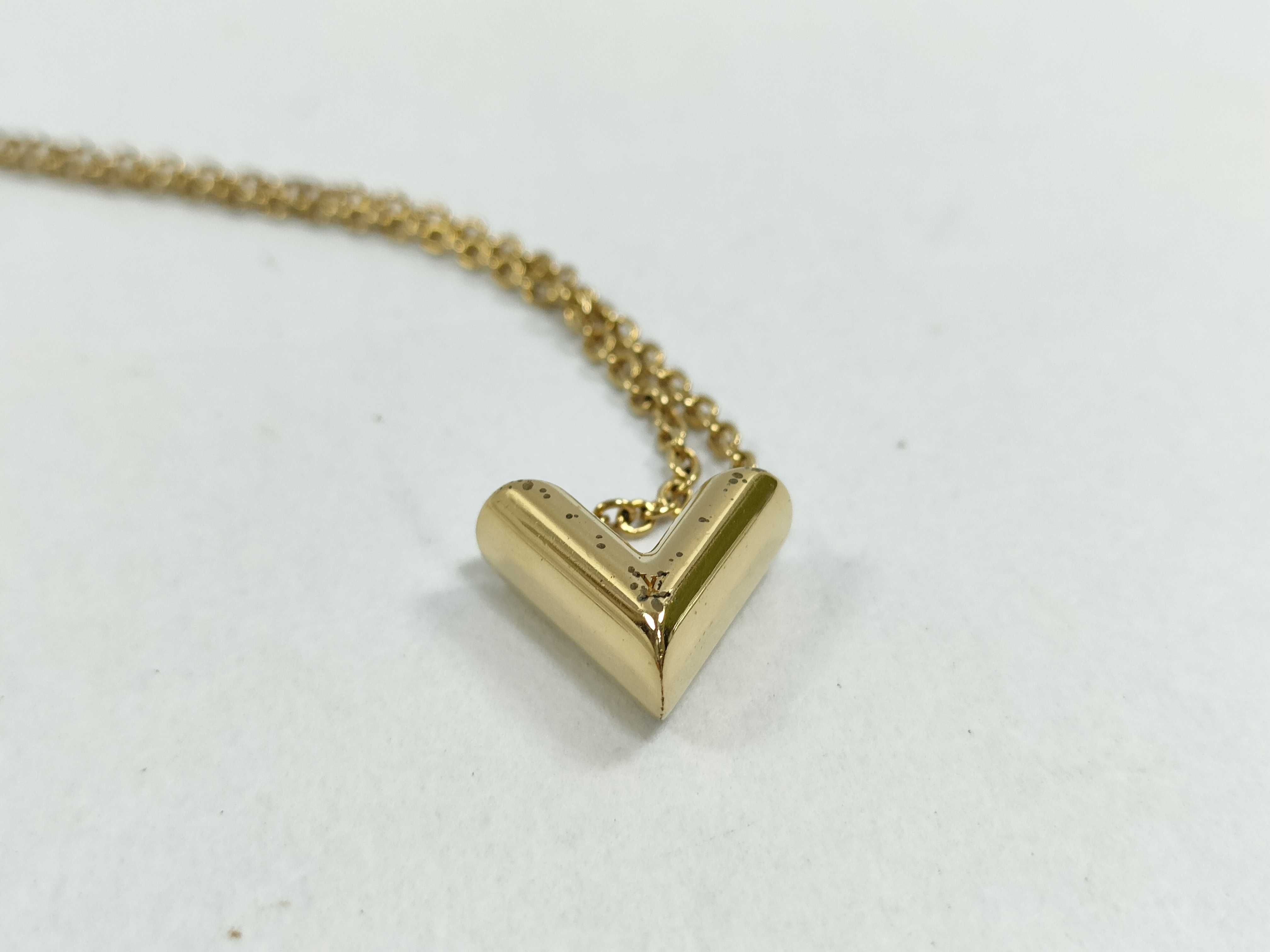 Essential V Accessory Necklace — view 5