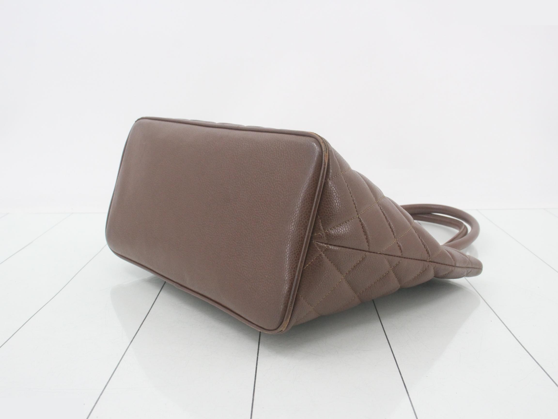 Reissue Tote Bag - Caviar — view 6