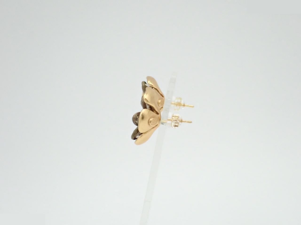earrings, model 03P, camellia design, rhinestone, gold plated, 1.8cm wide. — view 3