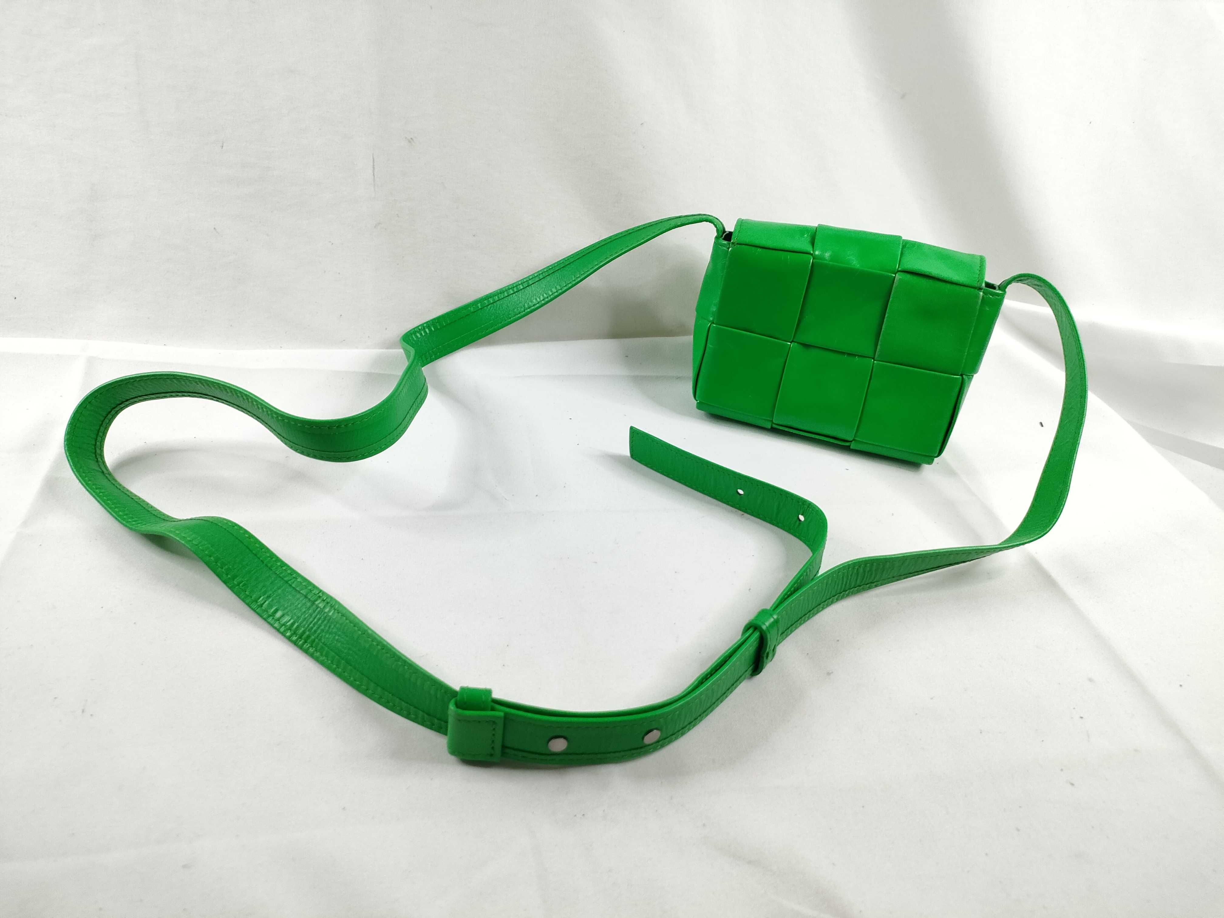 KR- Mini Cassette Belt Bag Parakeet Shoulder Bag — view 6
