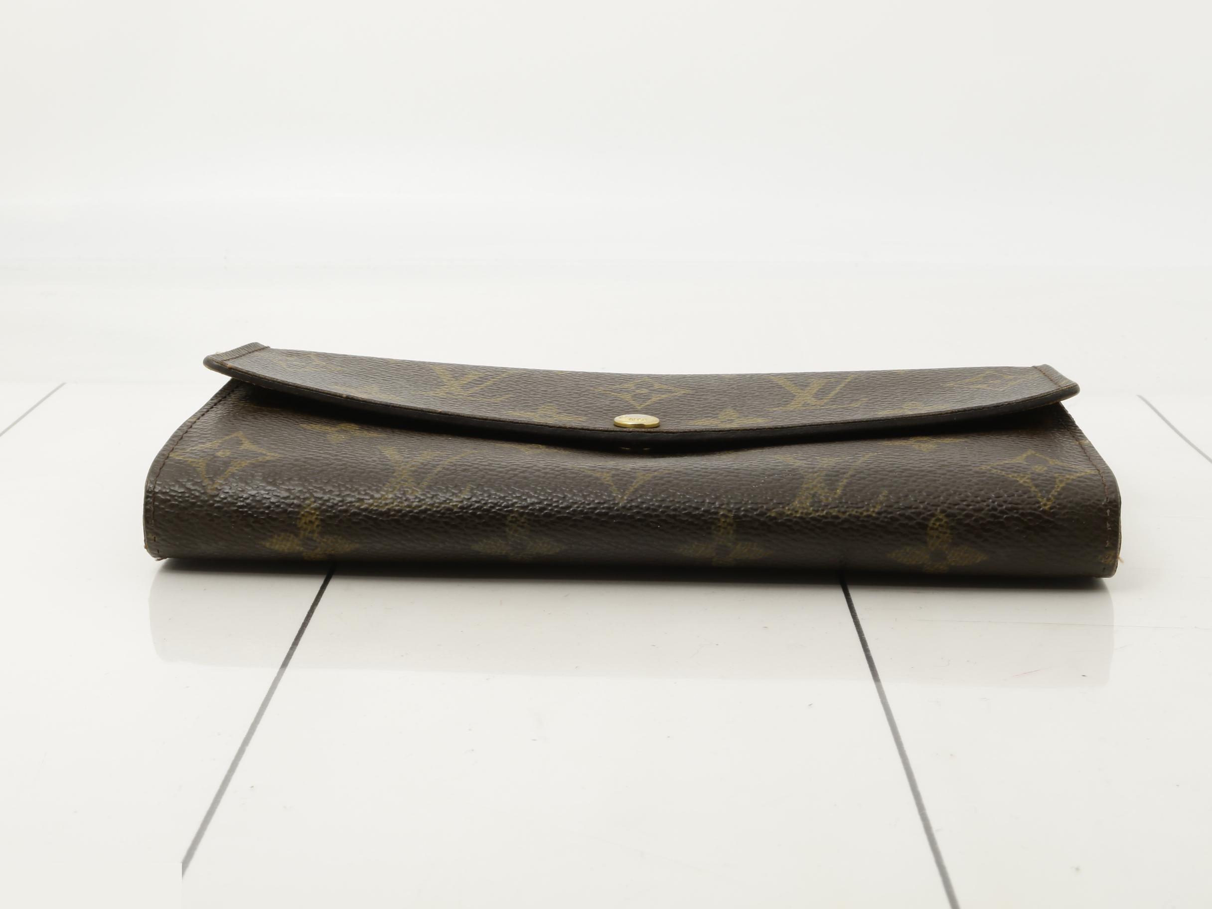 Portefeuille Sarah Monogram Long Wallet, Brown, Gold Hardware — view 3