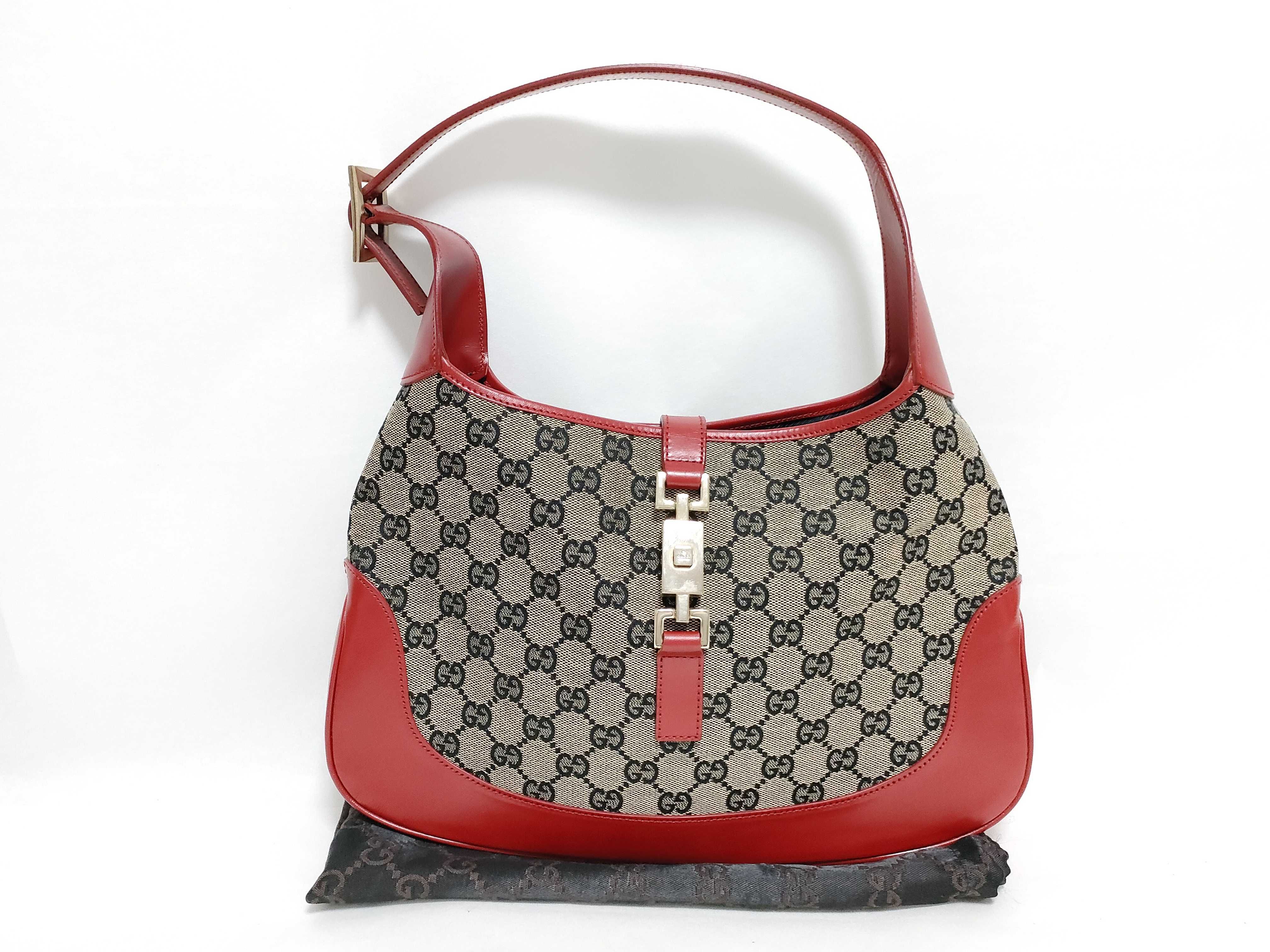 GG Canvas Shoulder Bag
