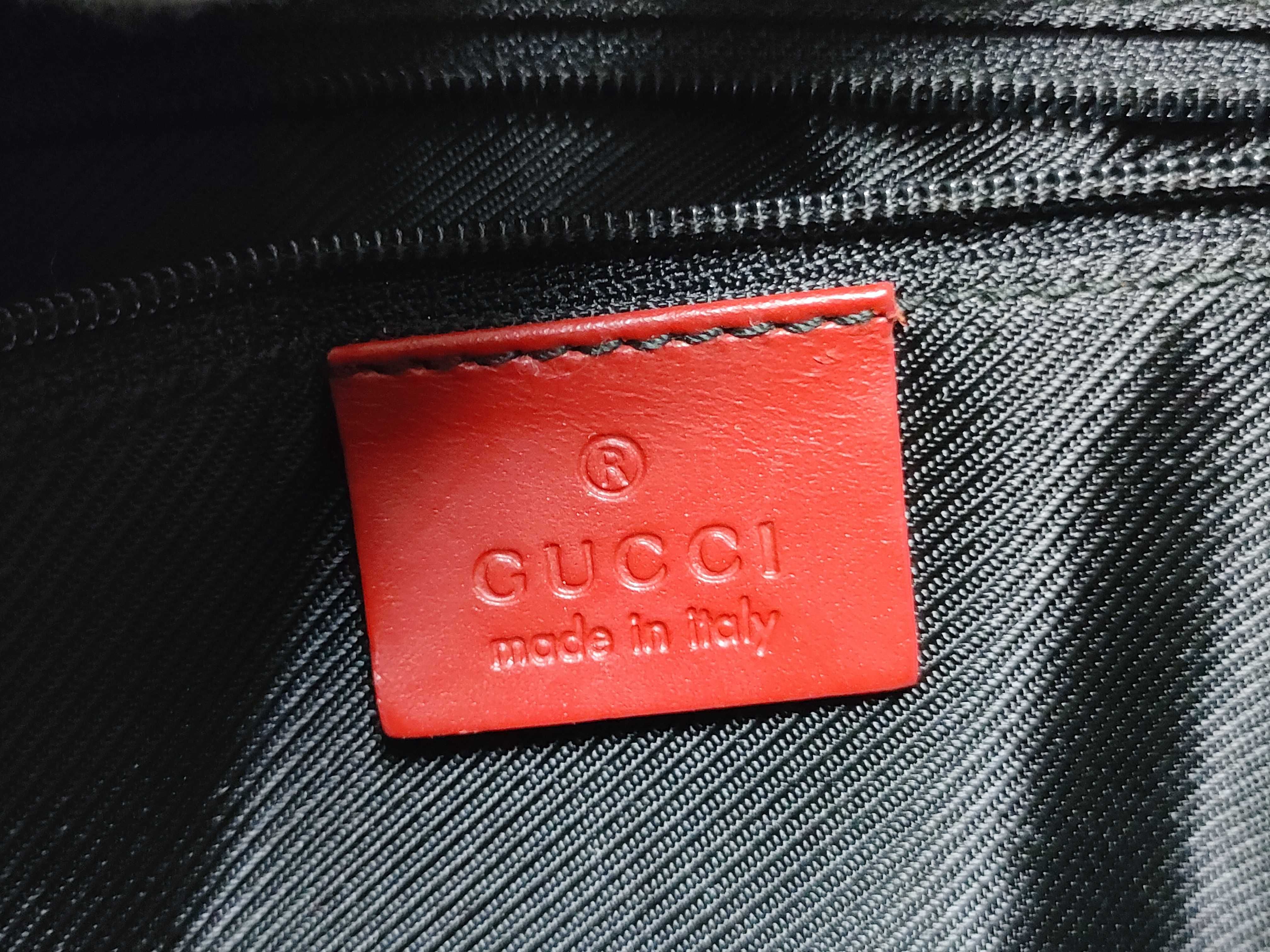 GG Canvas Shoulder Bag — view 12