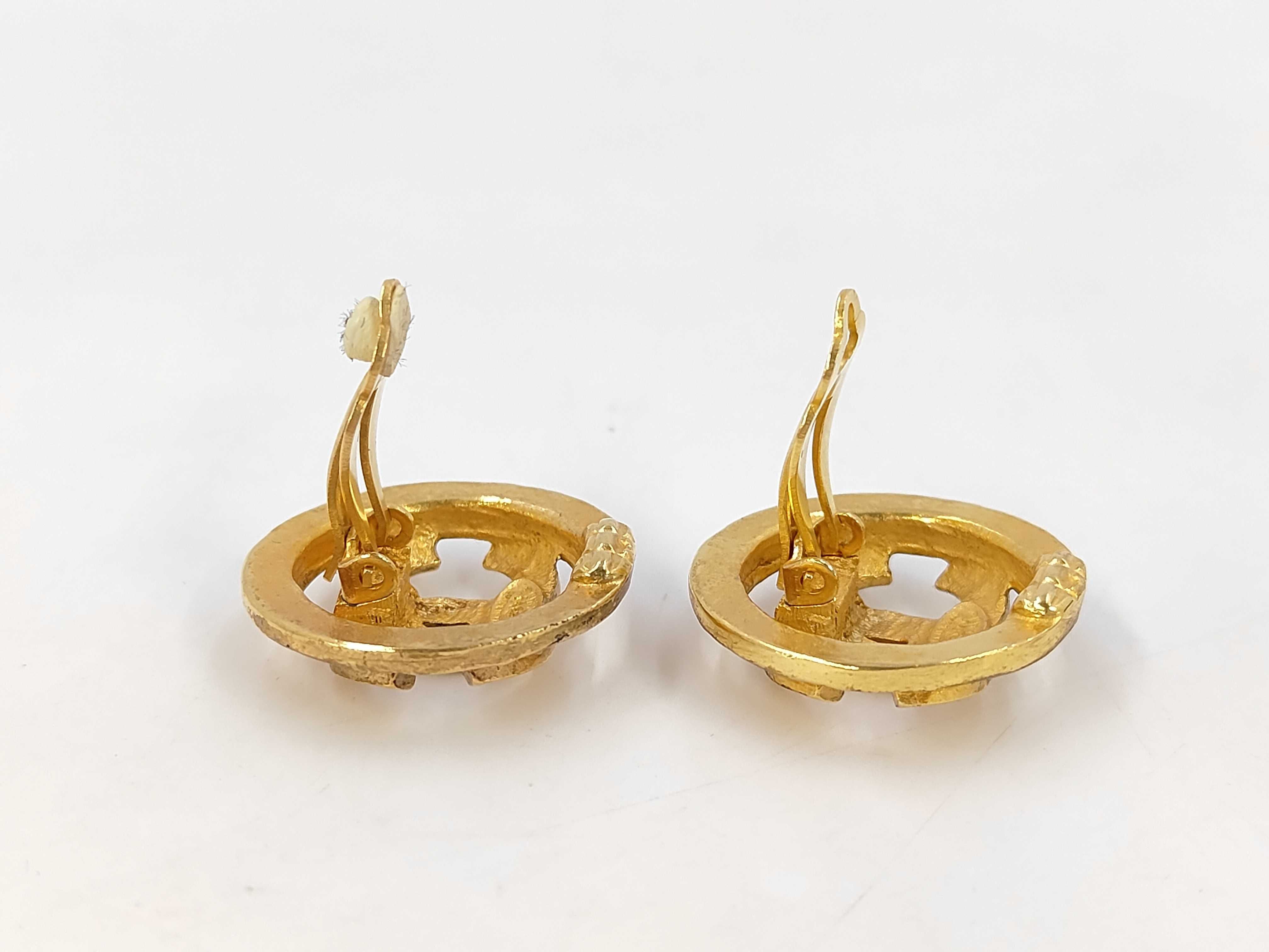 Earrings — view 3
