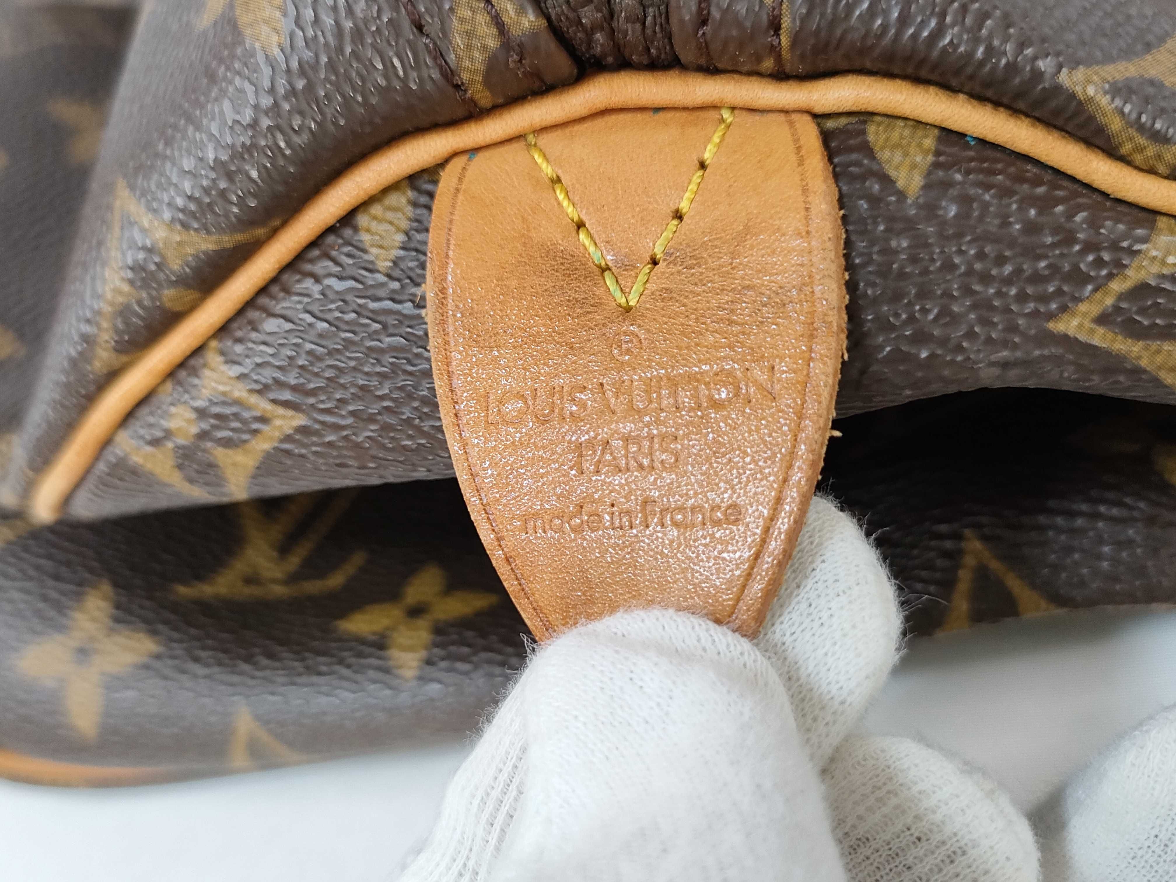 Monogram M41424 Keepall 55 Boston Bag — view 11