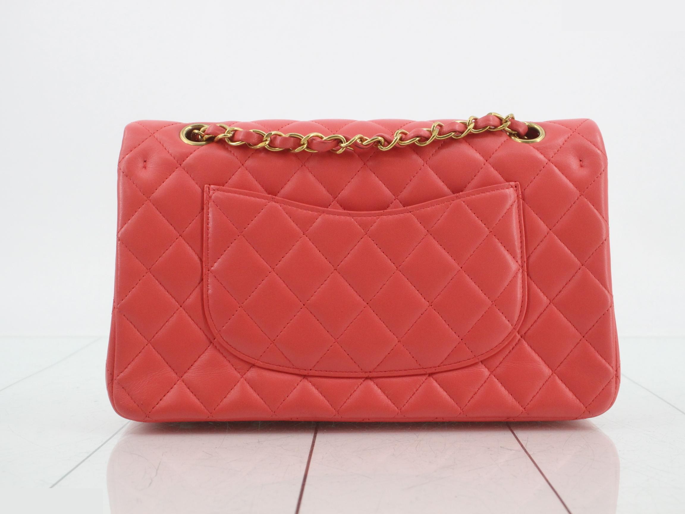 Matelassé 25 Double Flap Shoulder Bag, Lambskin, Pink — view 2