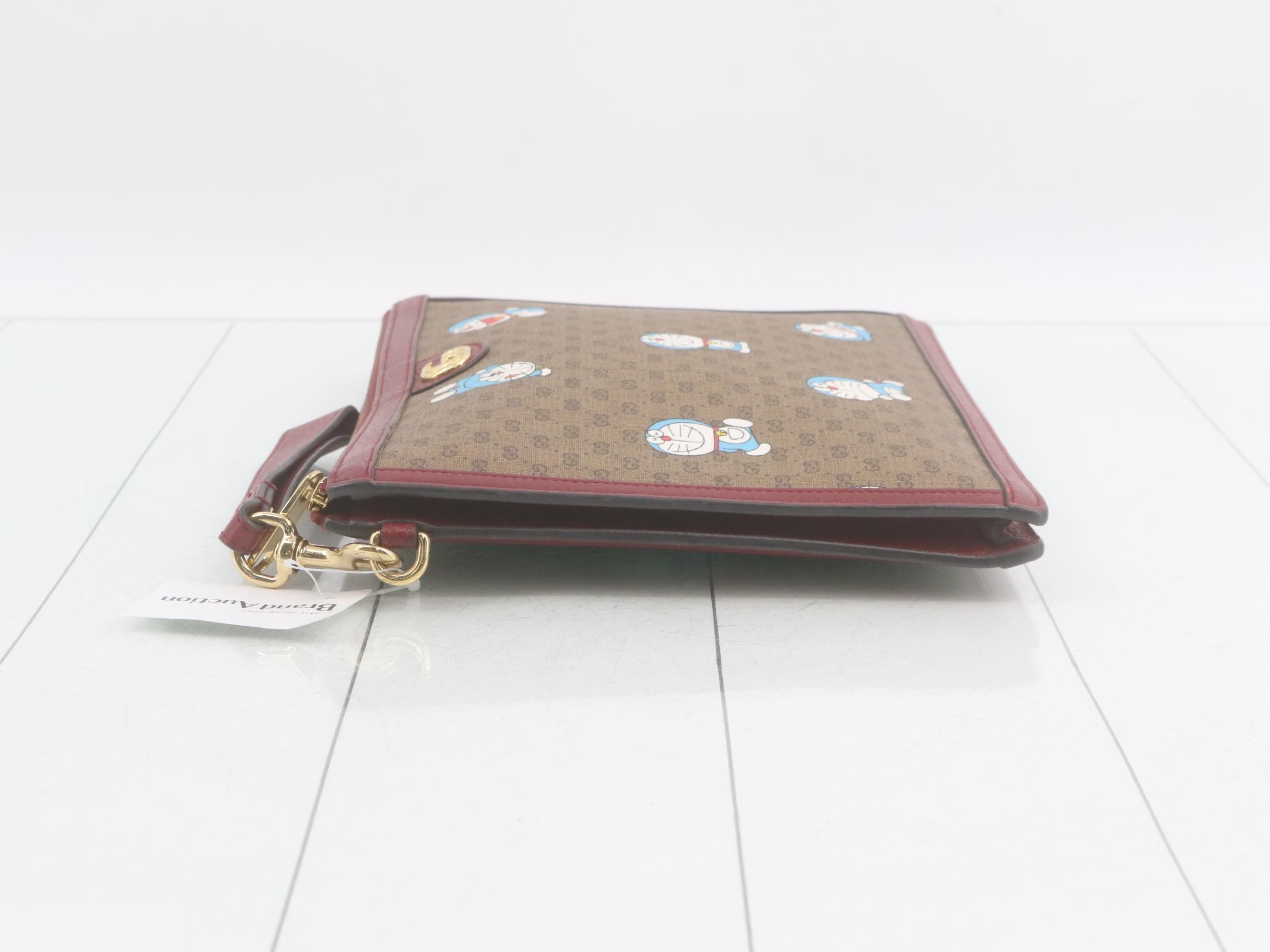 Doraemon Collaboration Mini GG Supreme Clutch Bag — view 4