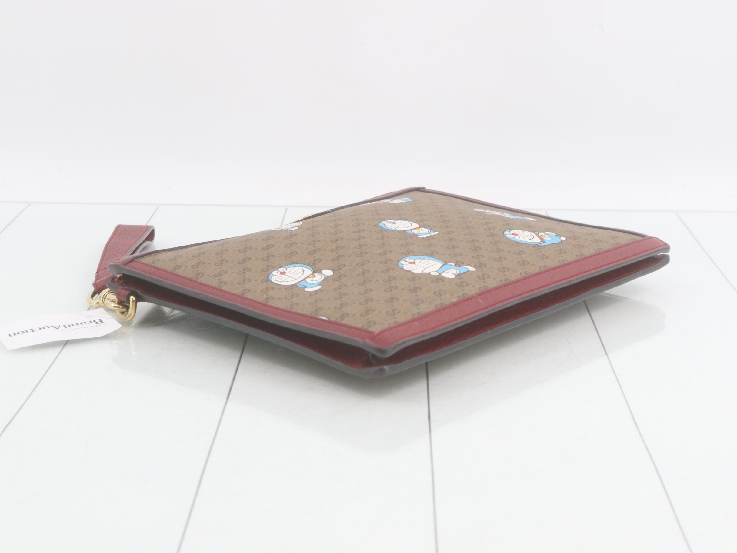 Doraemon Collaboration Mini GG Supreme Clutch Bag — view 5