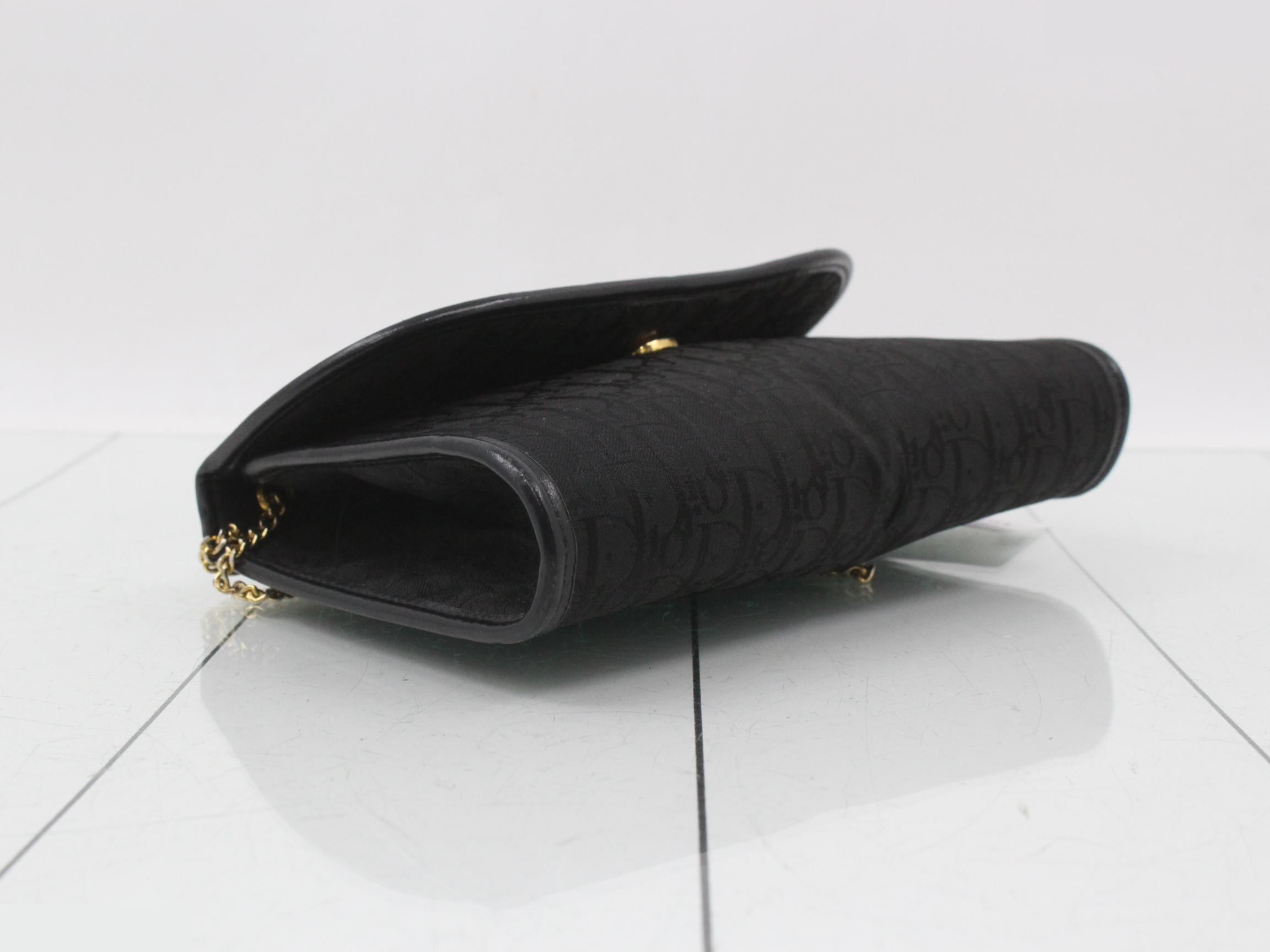 Trotter Chain Shoulder Bag — view 5