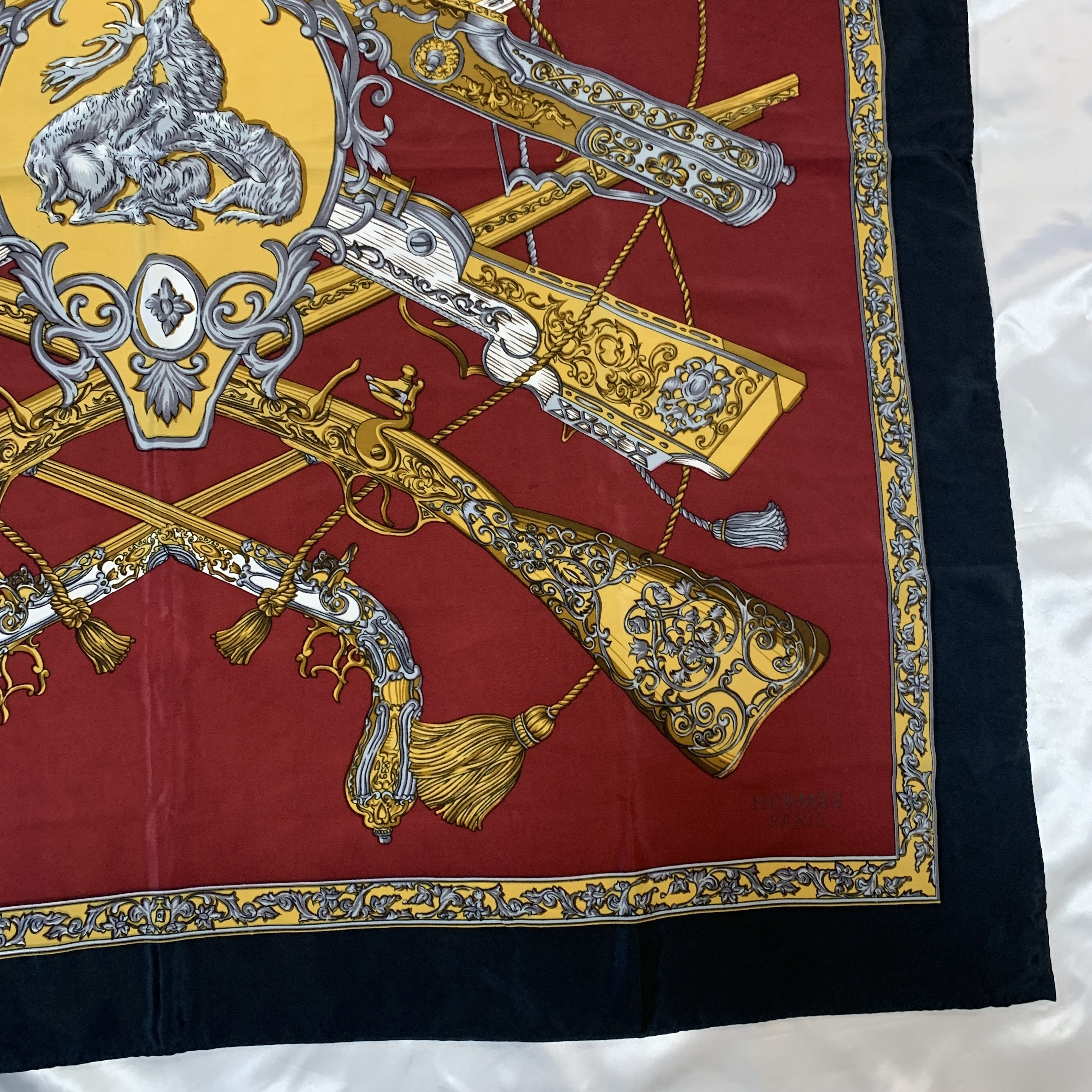 scarf, Carre 90, and other accessories. — view 6