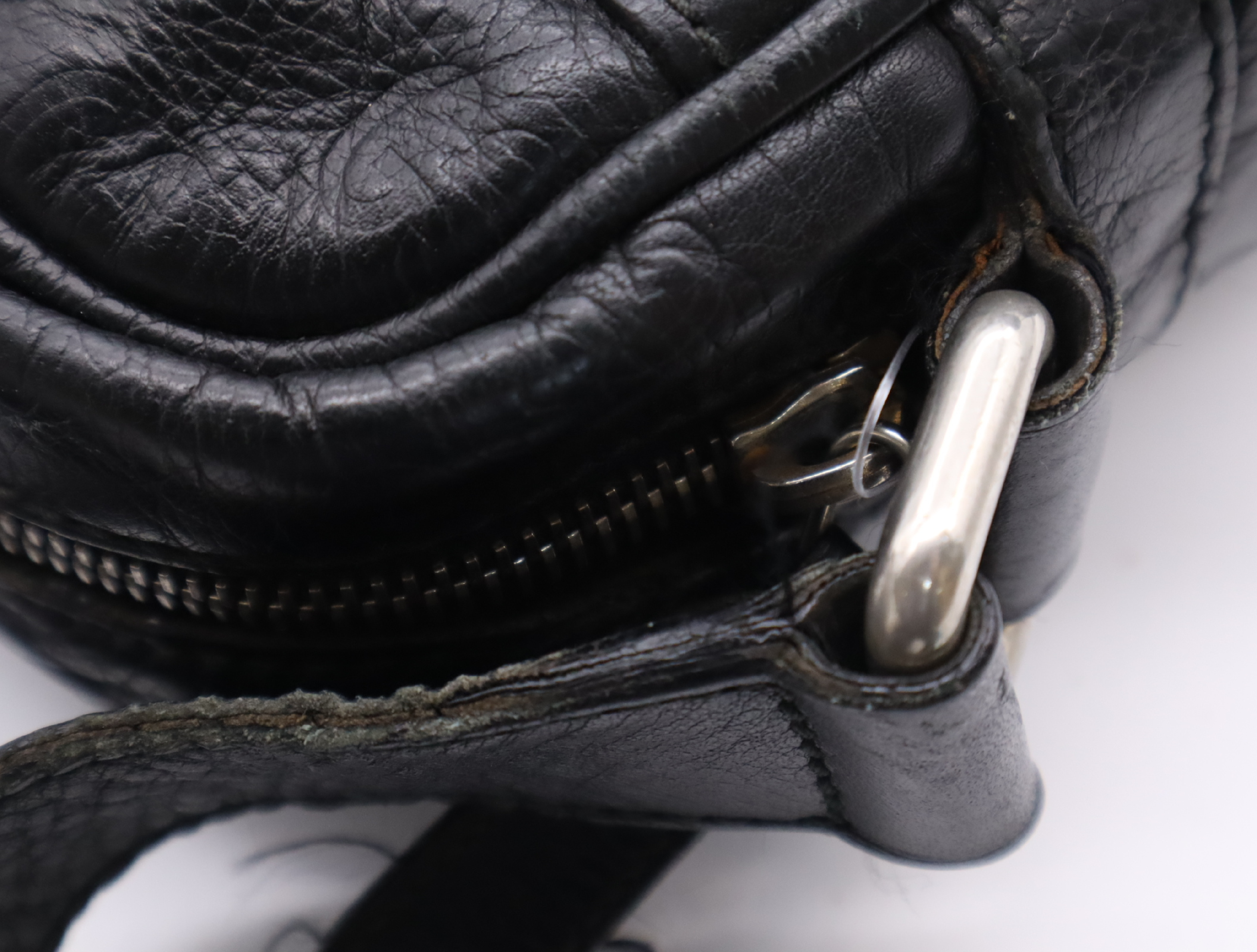Leather Guccissima Shoulder Bag, Black, Silver Hardware — view 9