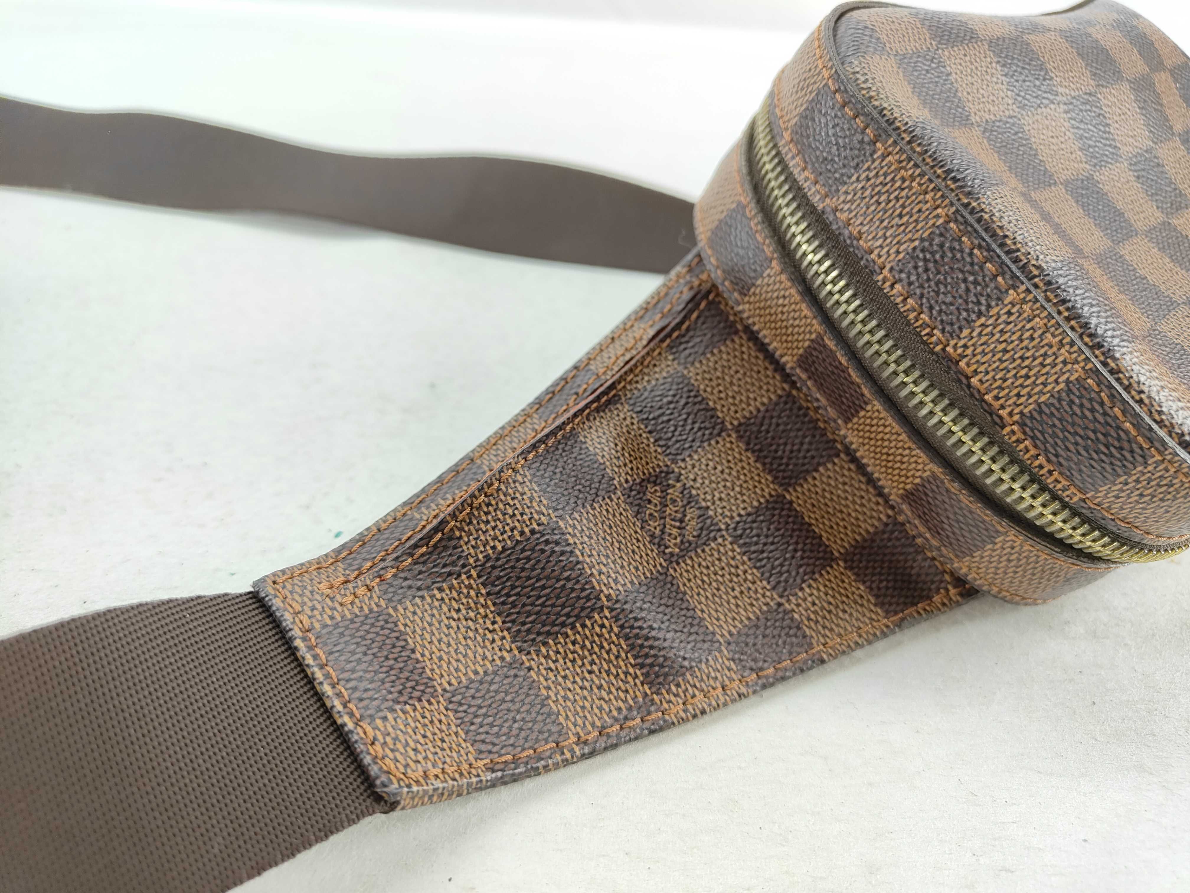 Monogram Vuitton Geronimos N51194 Waist Bag — view 5