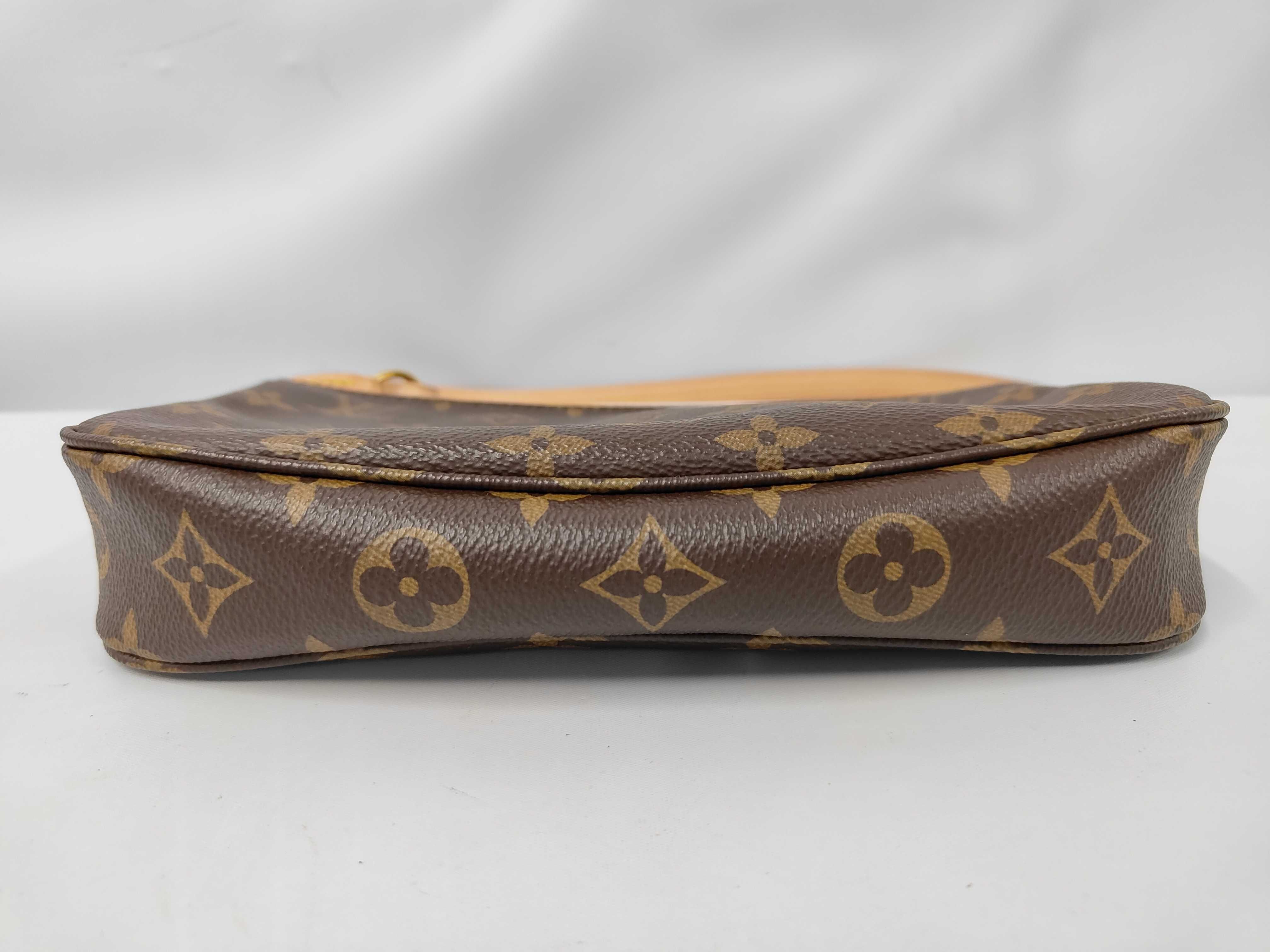 Monogram Accépoire New RFID-Reactive Pouch — view 3
