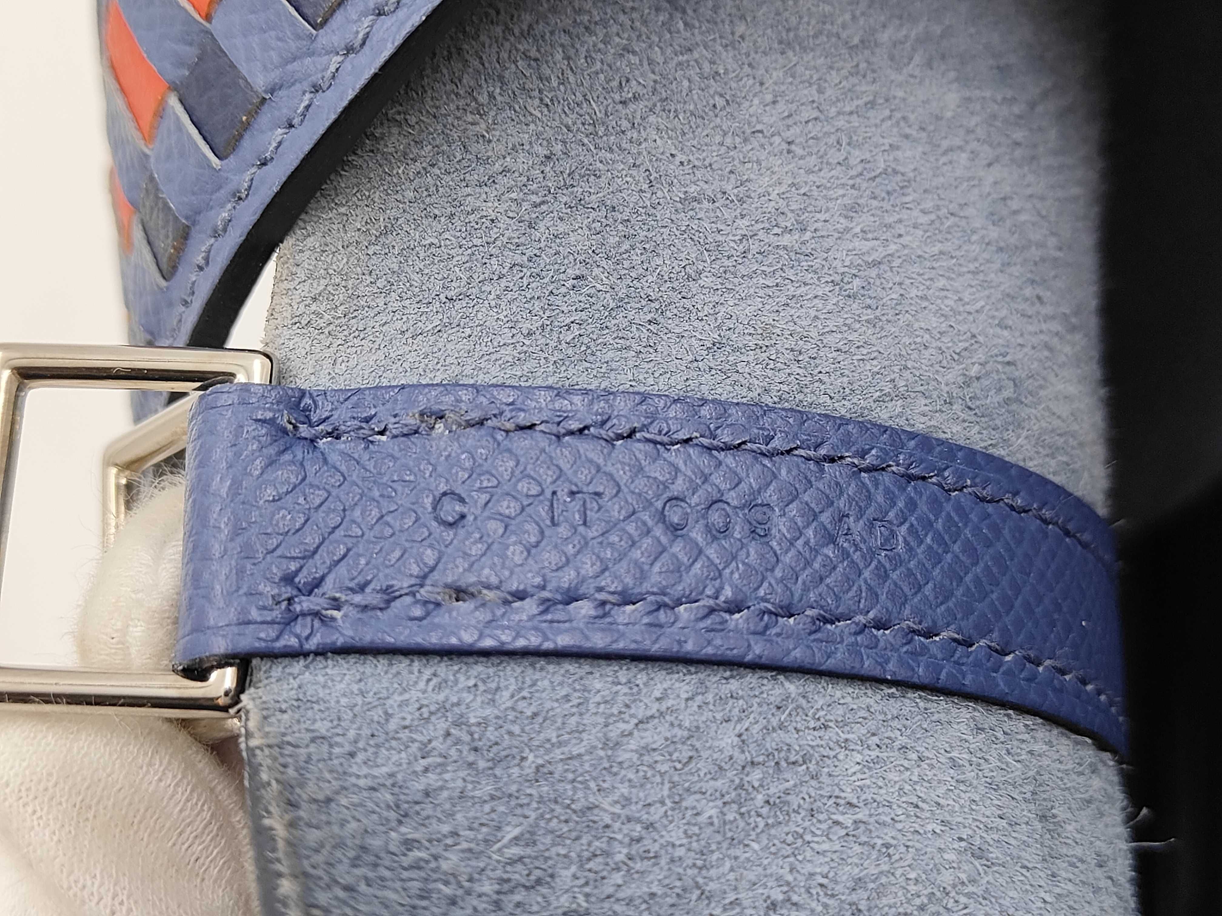 Picotin Lock 22 MM Tressage Veau Epsom Silver Hardware C Stamp: 2018 Handbag — view 11