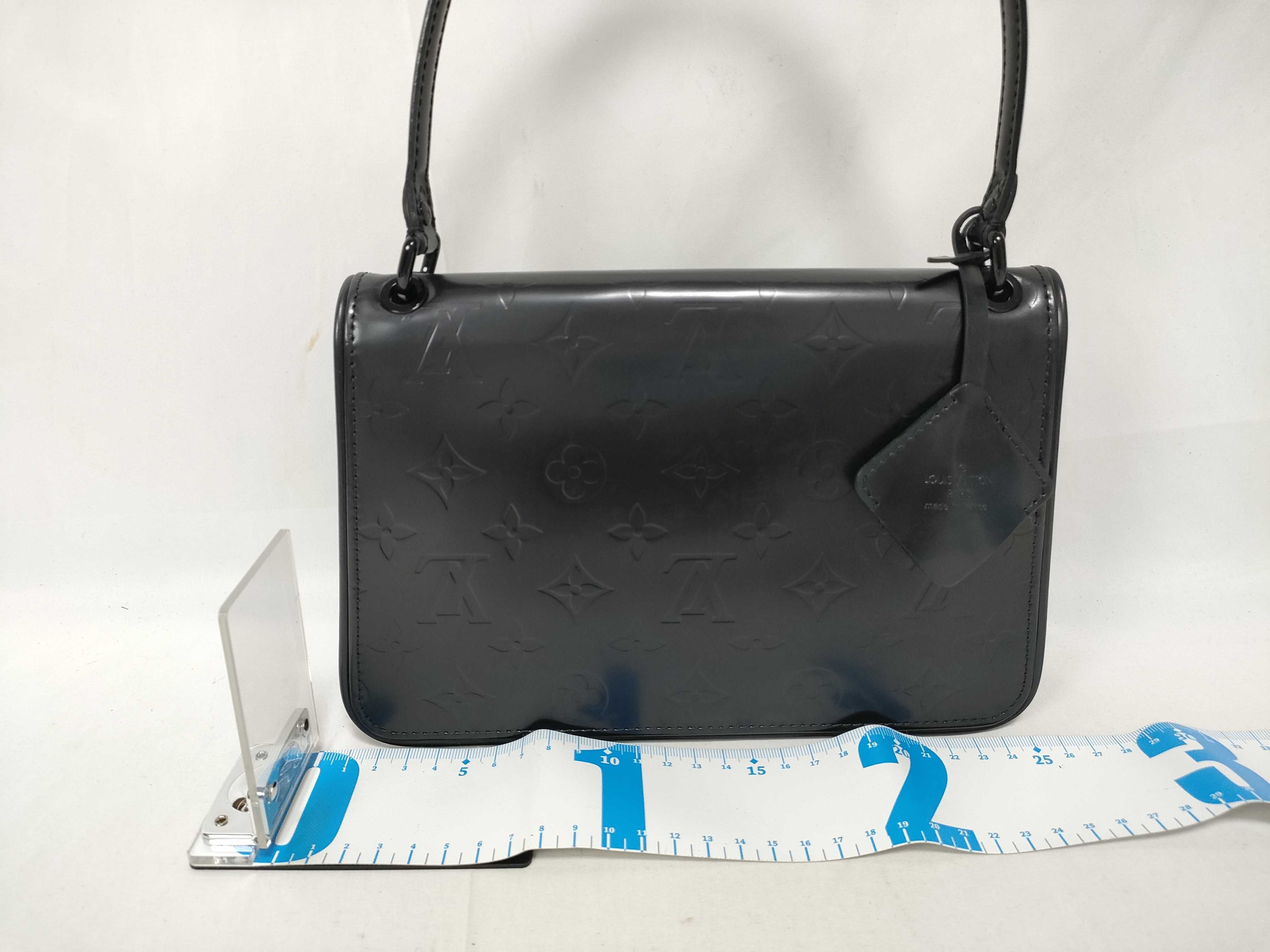 Monogram of Art Pouch M92816 Handbag — view 2
