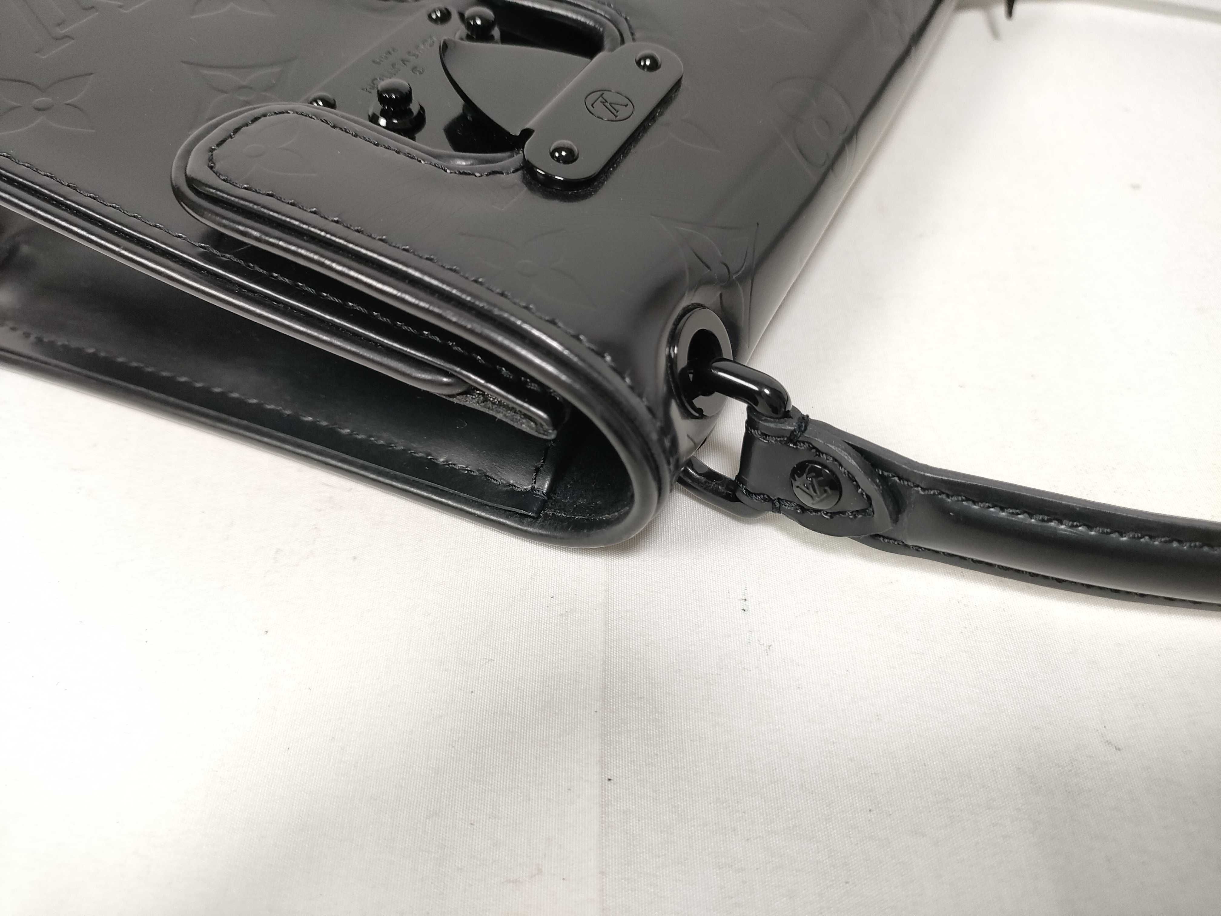Monogram of Art Pouch M92816 Handbag — view 7