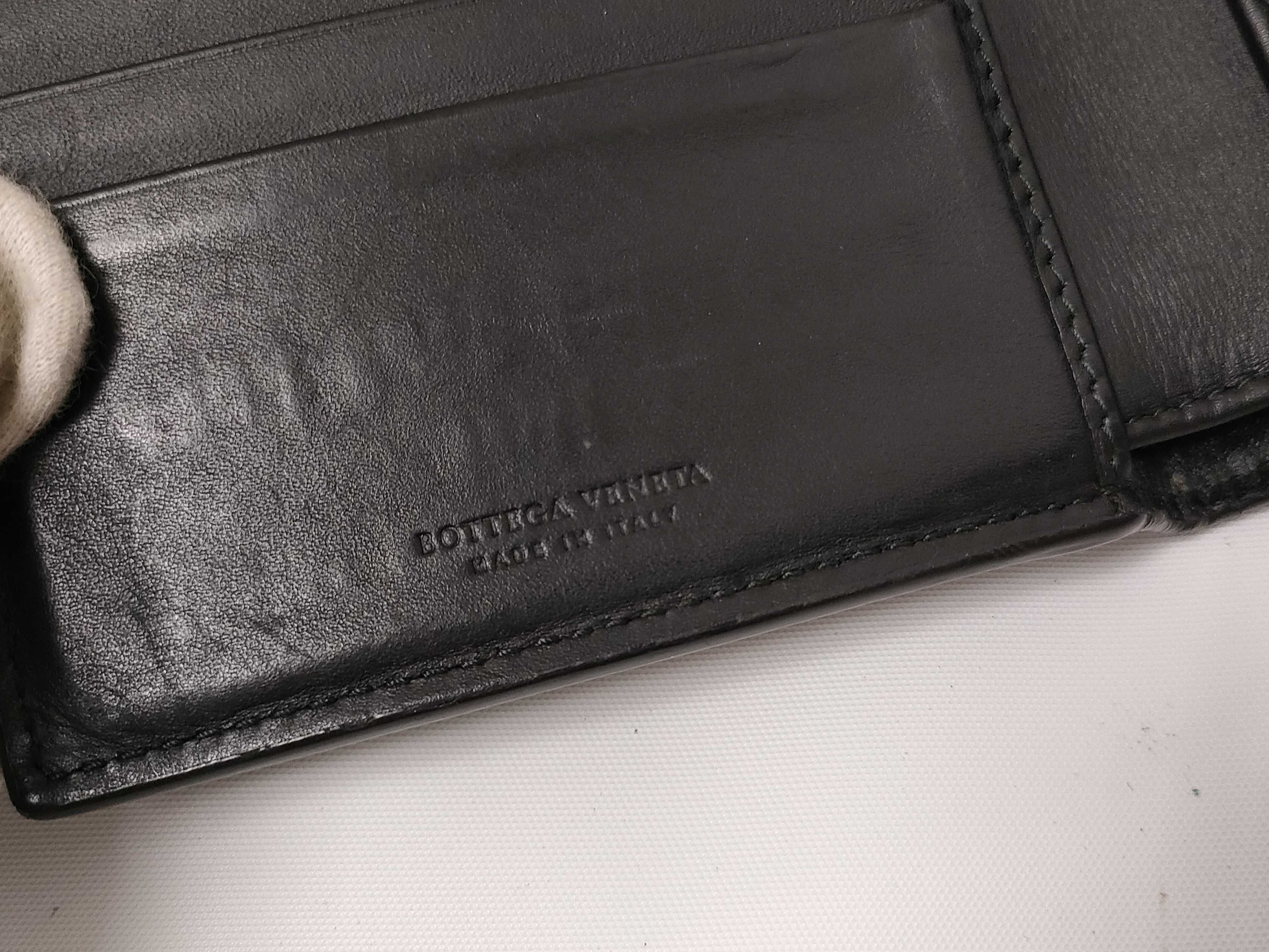 Intrecciato Compact Wallet Leather Black — view 4