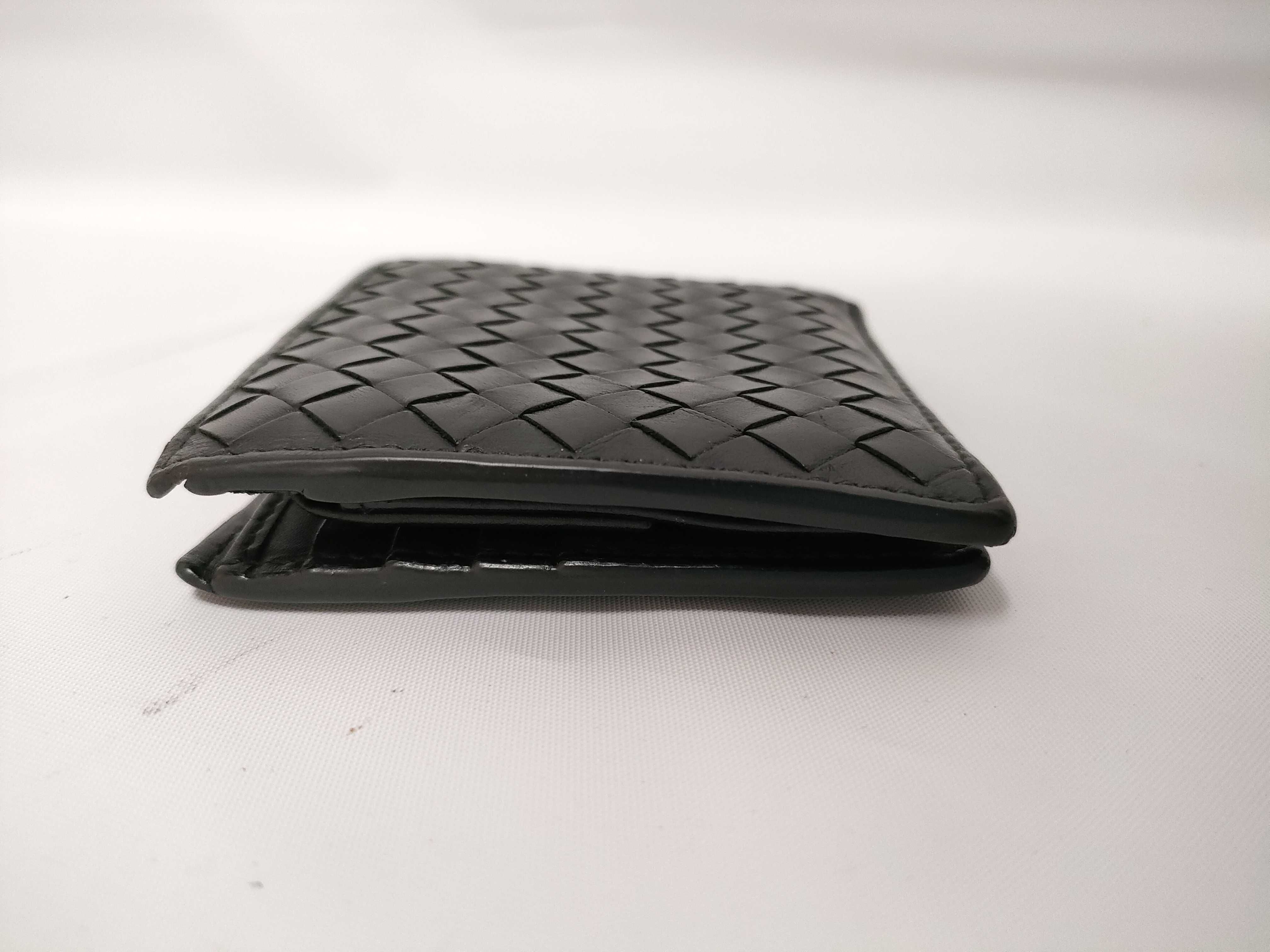 Intrecciato Compact Wallet Leather Black — view 10