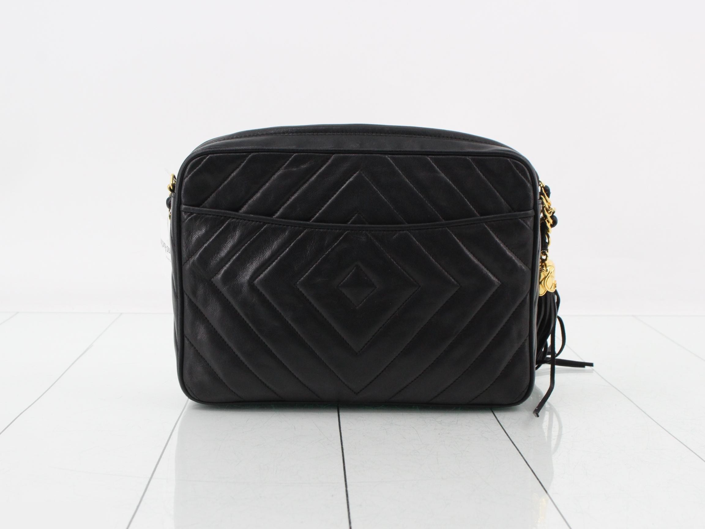 Lambskin fringe chain shoulder bag — view 2