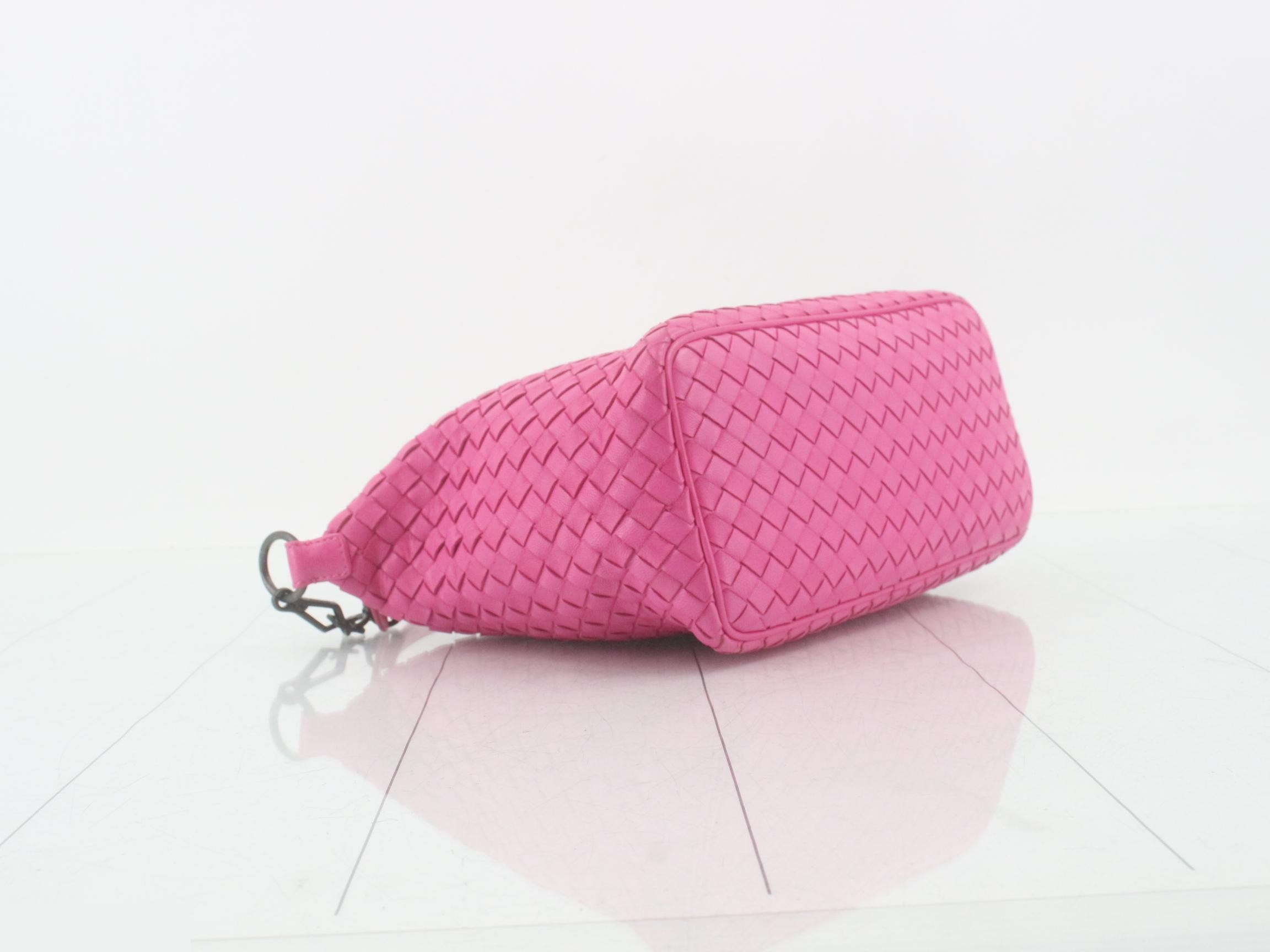Intrecciato one-shoulder bag, pink — view 5