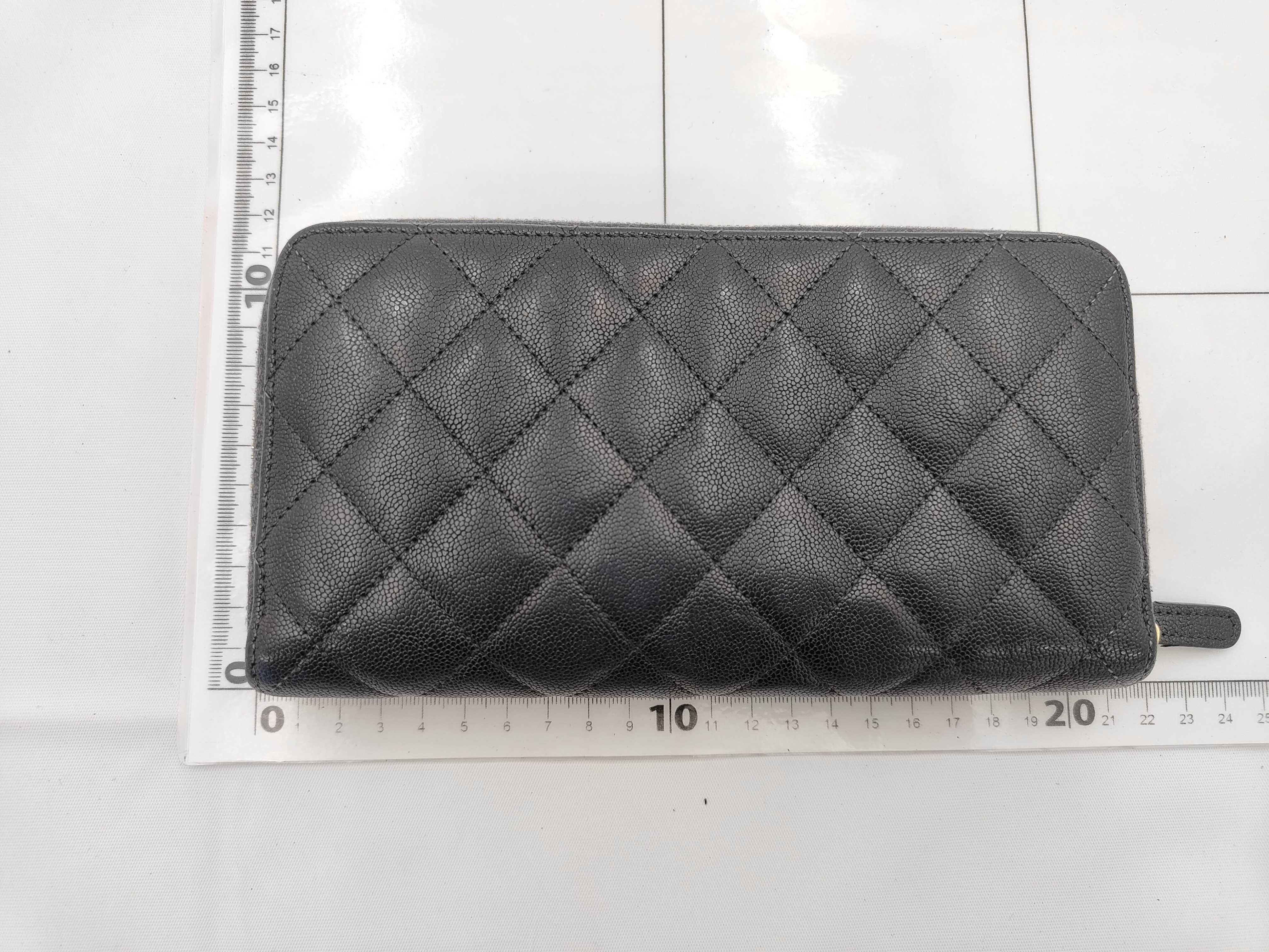 Long Wallet Matelassé Guarantee Seal Serial Number 27 Series Wallet — view 2