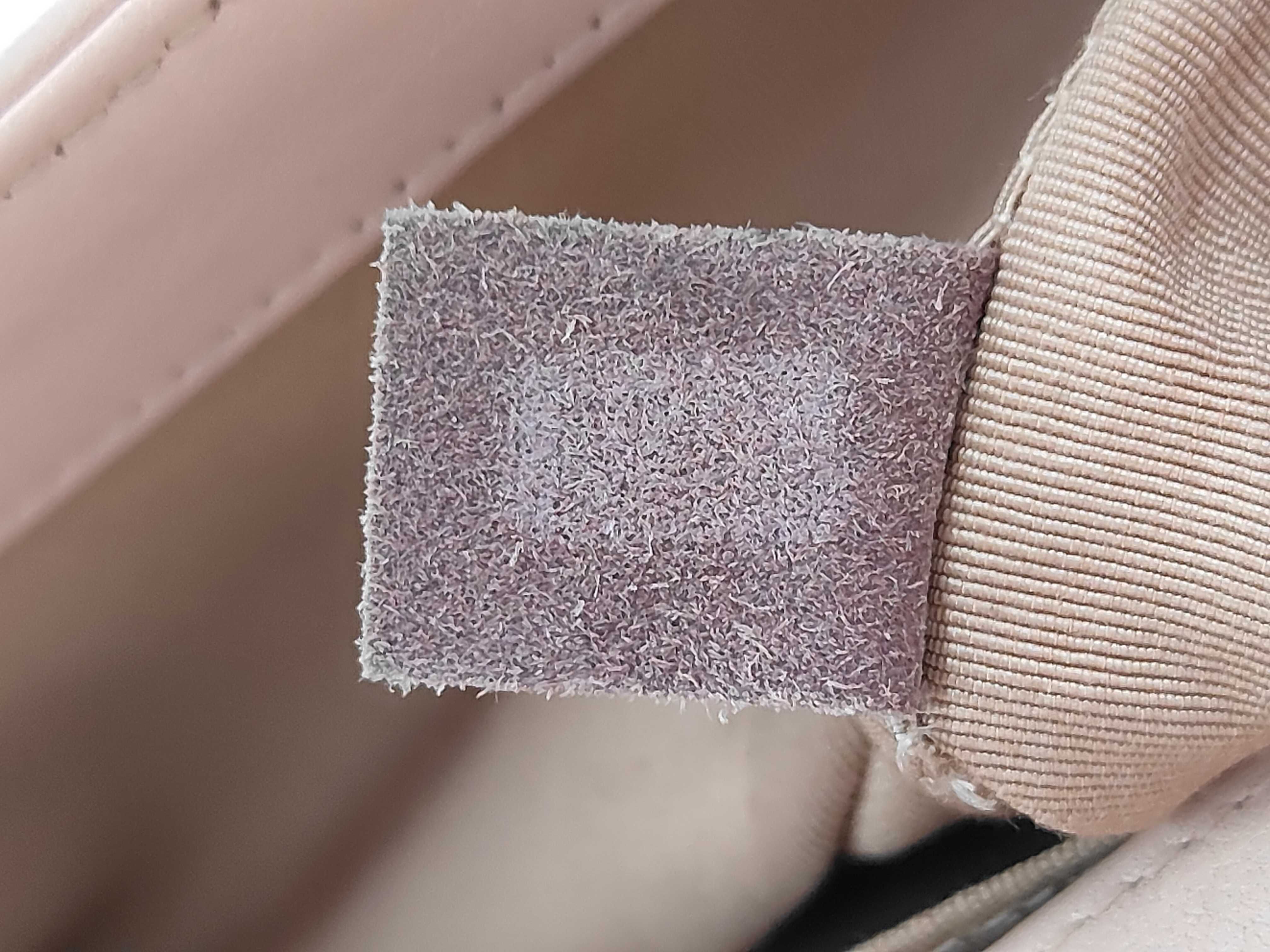 Matelassé Lambskin Pink Silver Boy Chanel Shoulder Bag — view 10