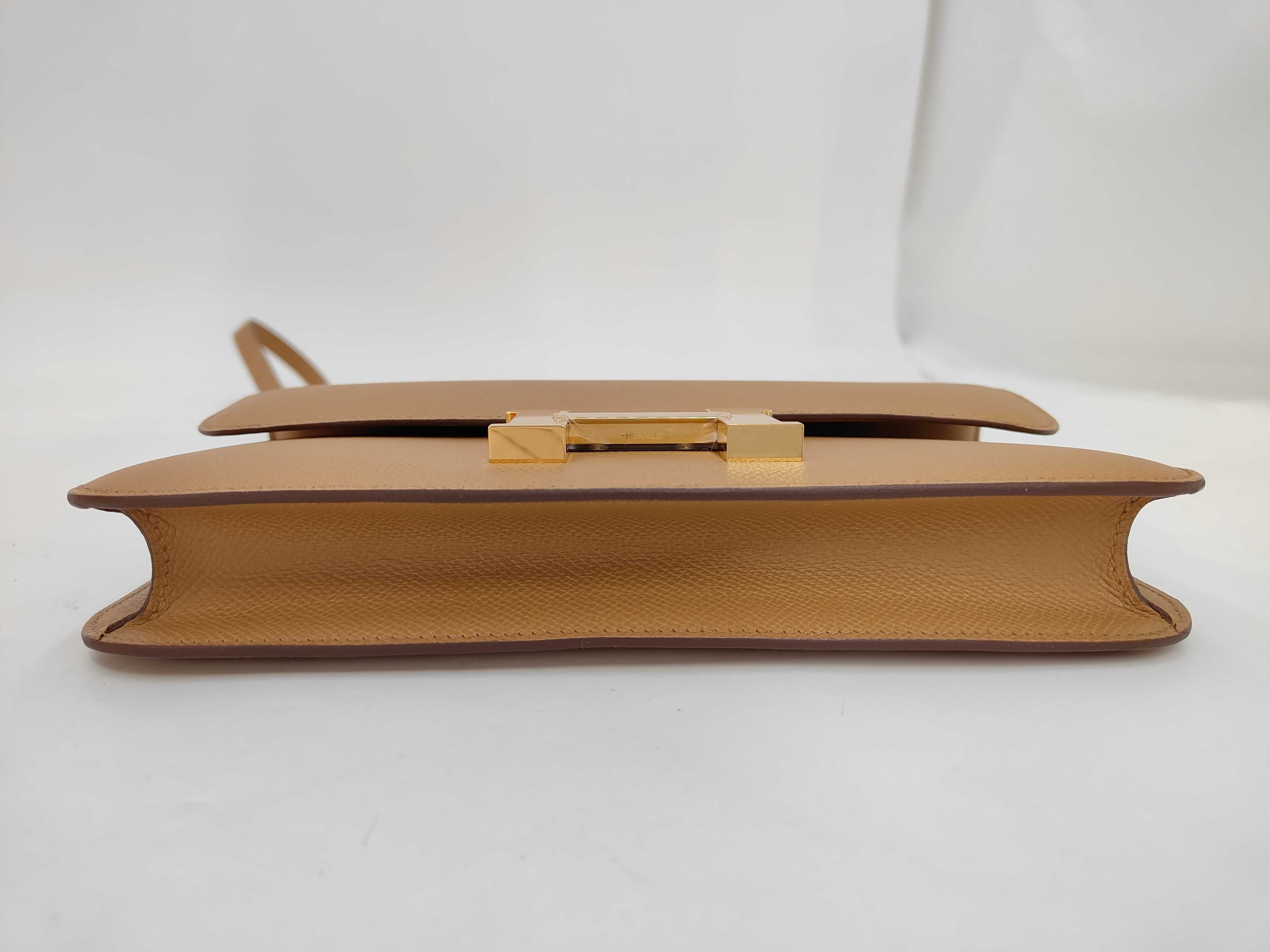 Constance Elan Biscuit K stamp Shoulder bag — view 7