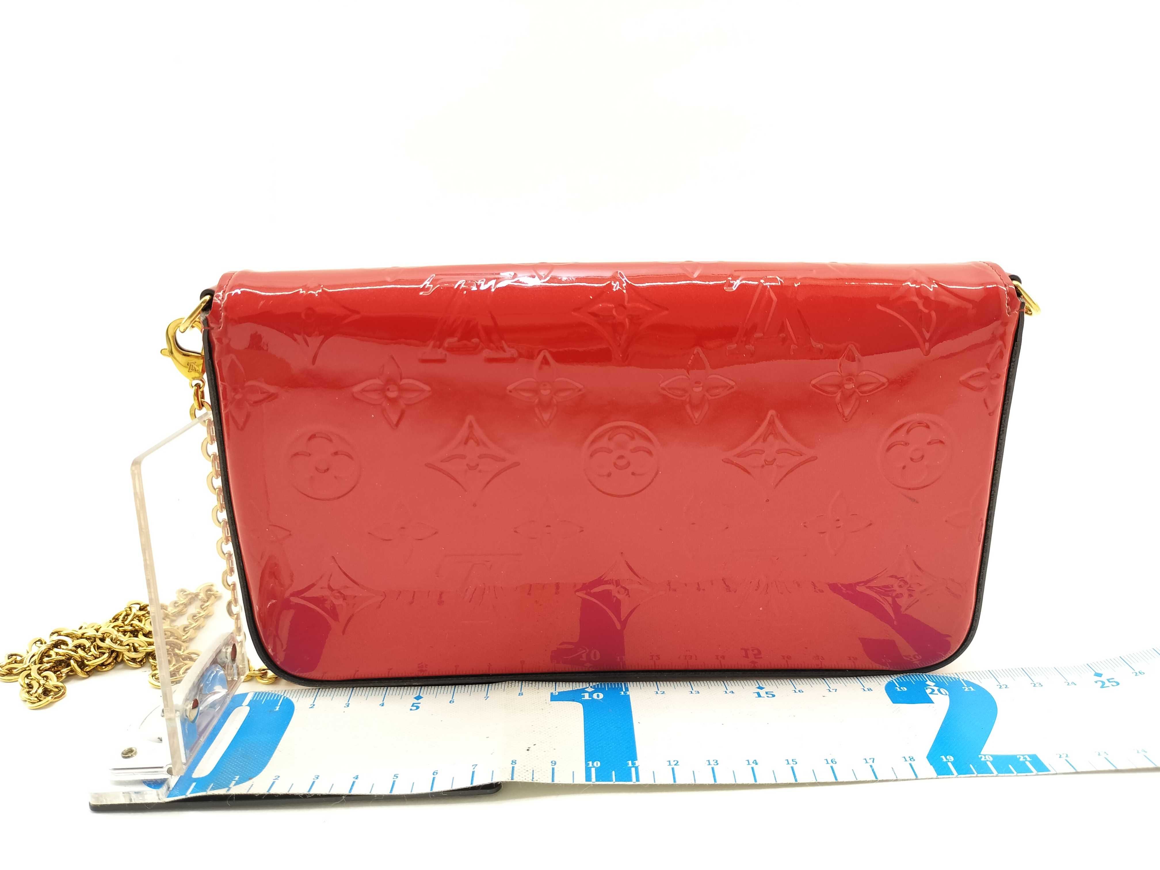 Vernis Louis Vuitton Enamel Pochette Felicie Monogram Shoulder Bag — view 2