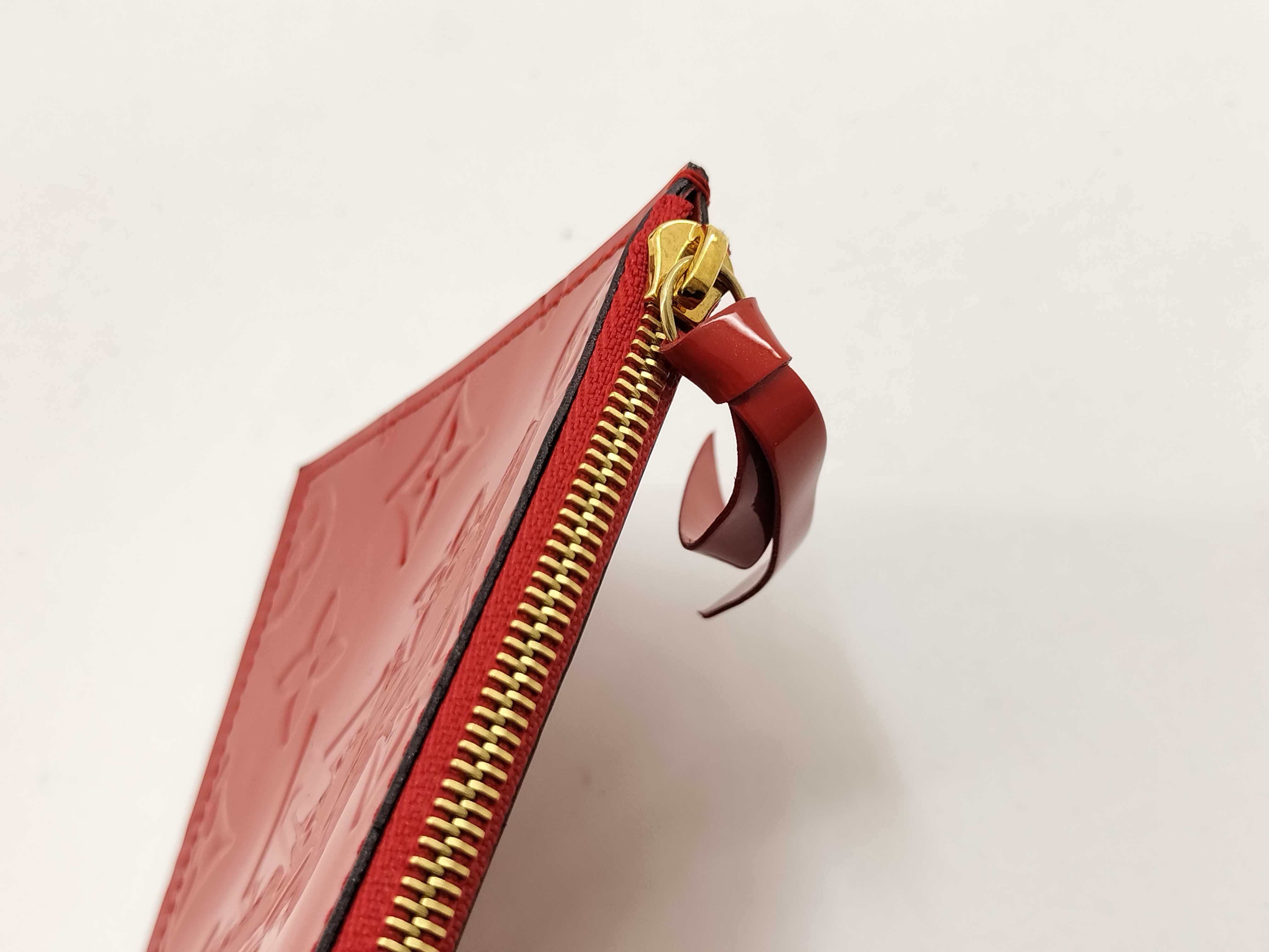 Vernis Louis Vuitton Enamel Pochette Felicie Monogram Shoulder Bag — view 14
