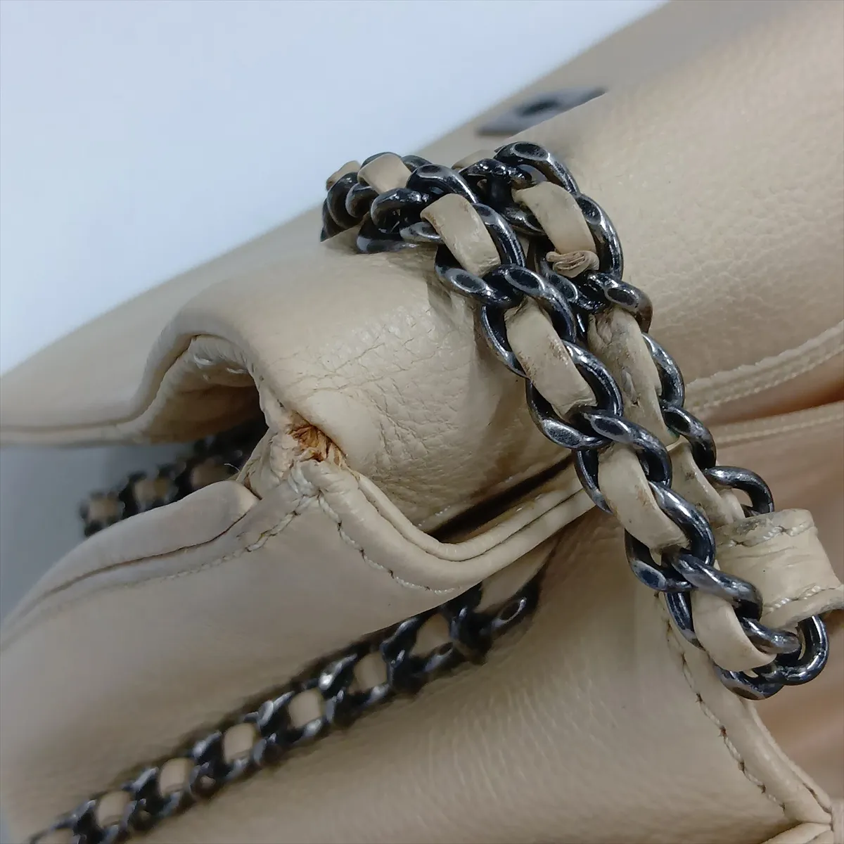 Matelassé Leather Single Flap Single Chain Bag, Beige, Gunmetal Hardware, Item No. 23246451 (Serial No. 23) — view 14