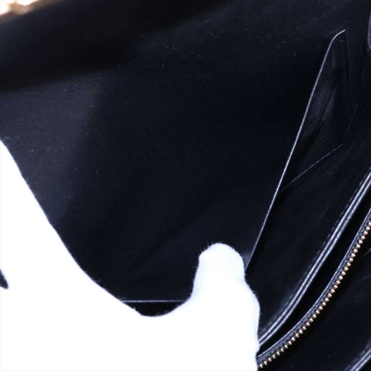 Triomphe Teen Leather Shoulder Bag, Black — view 10