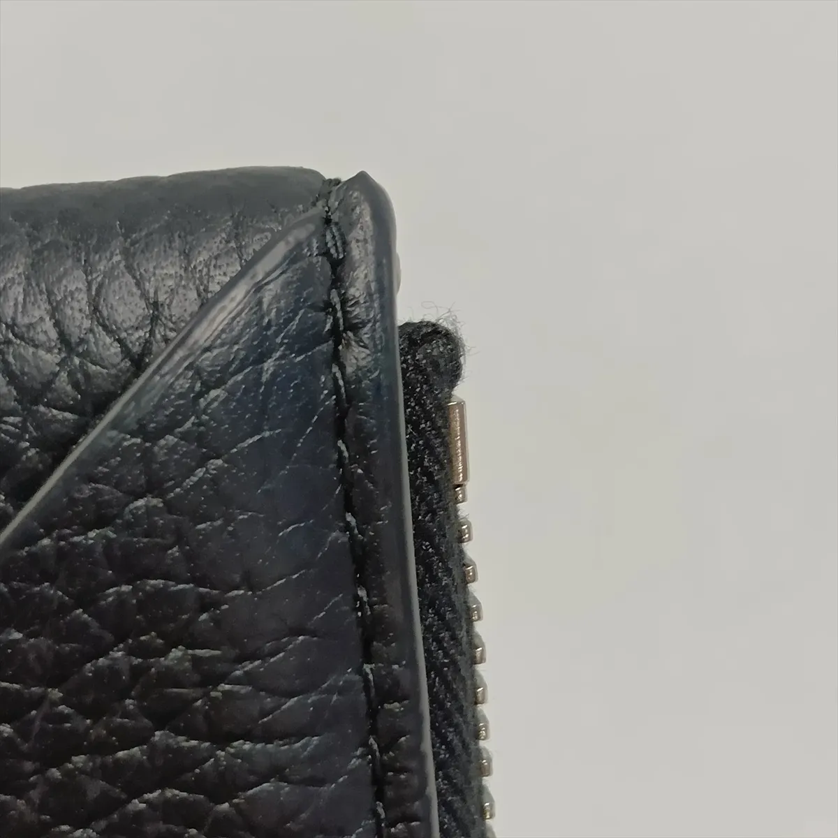 Maxi Intrecciato Diagono Leather Clutch Bag, Black — view 11
