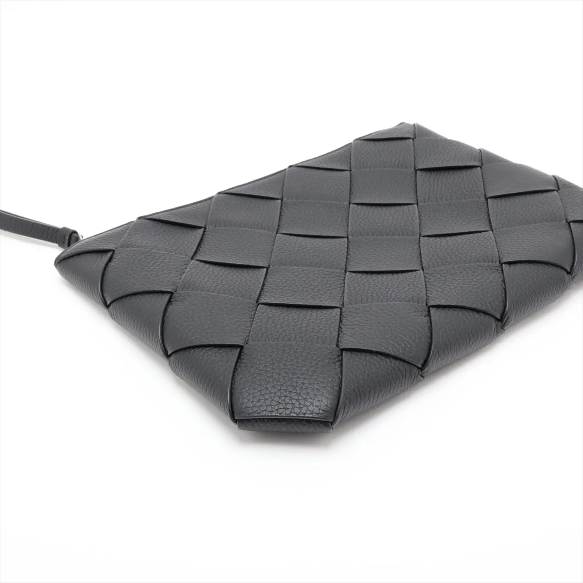 Maxi Intrecciato Diagono Leather Clutch Bag, Black — view 4
