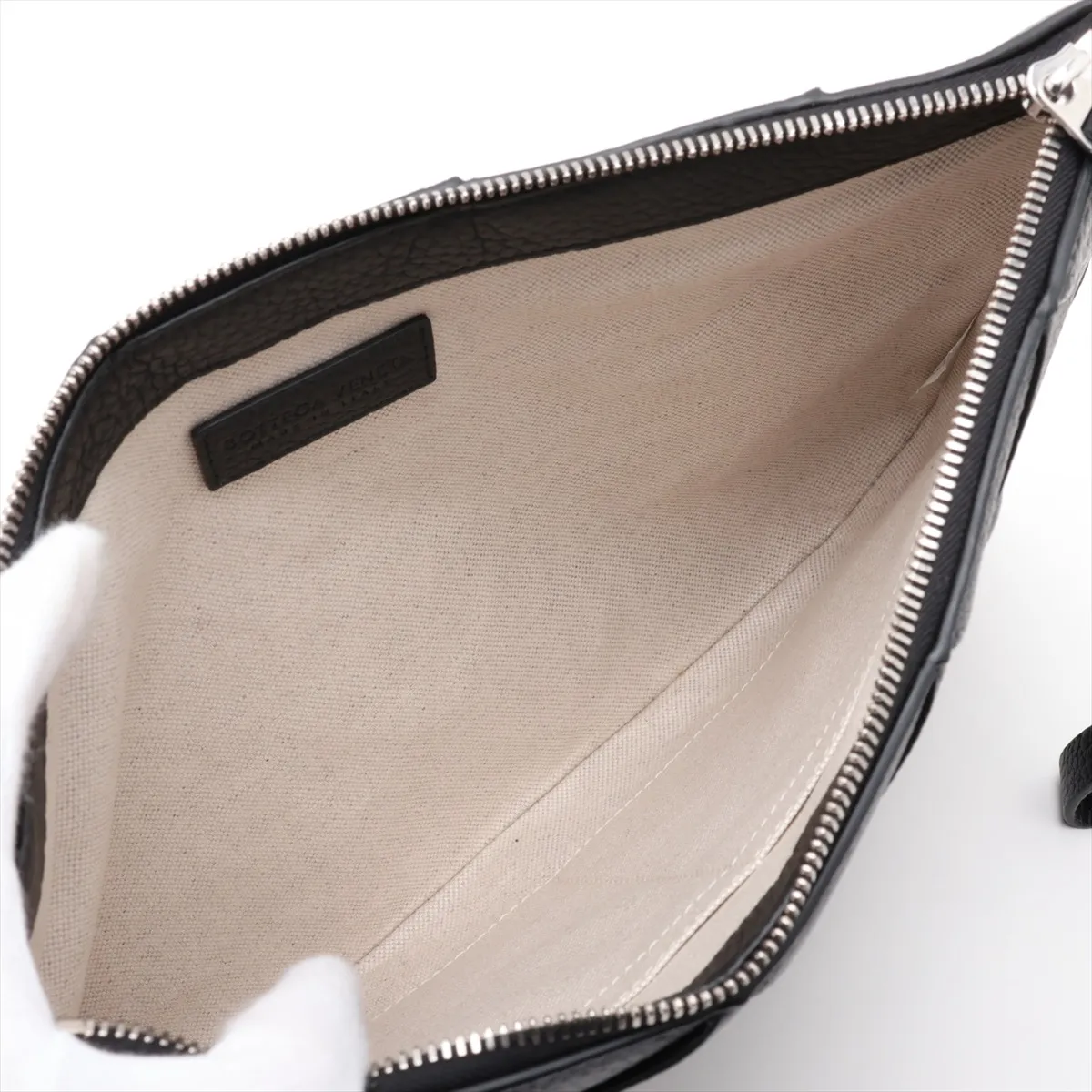 Maxi Intrecciato Diagono Leather Clutch Bag, Black — view 6