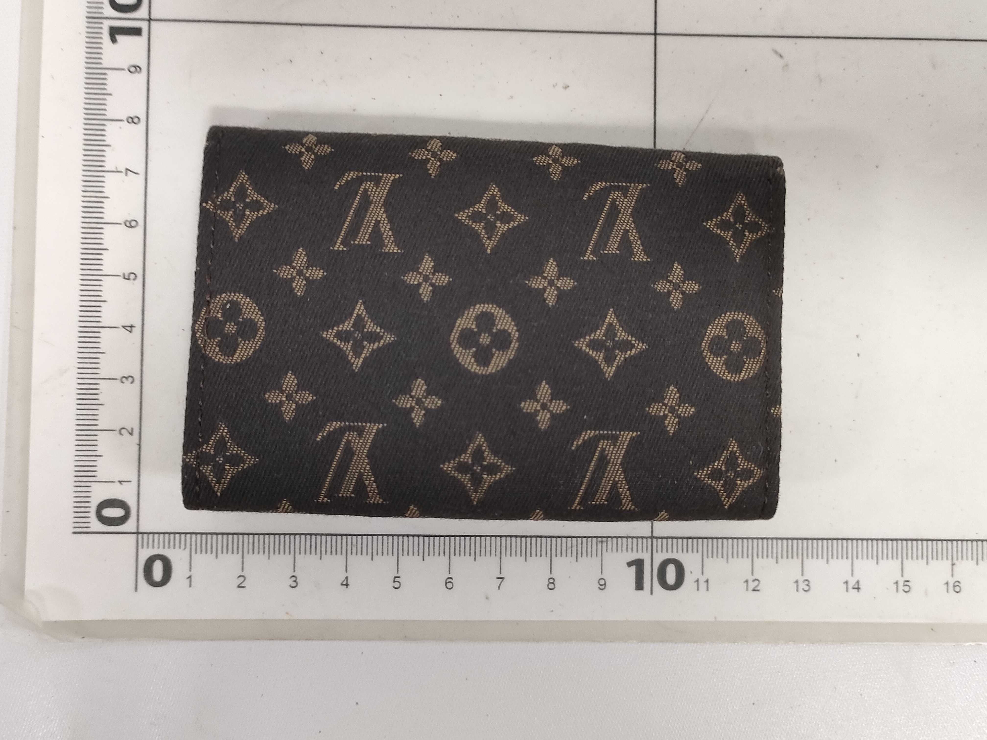 Monogram Mini Multiclé Key Case — view 2