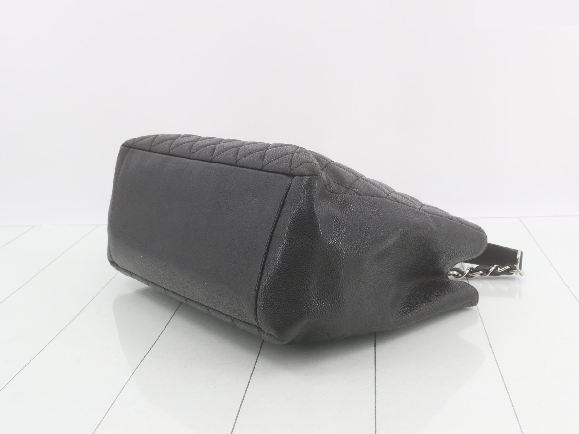Caviar leather matelassé black tote bag — view 6