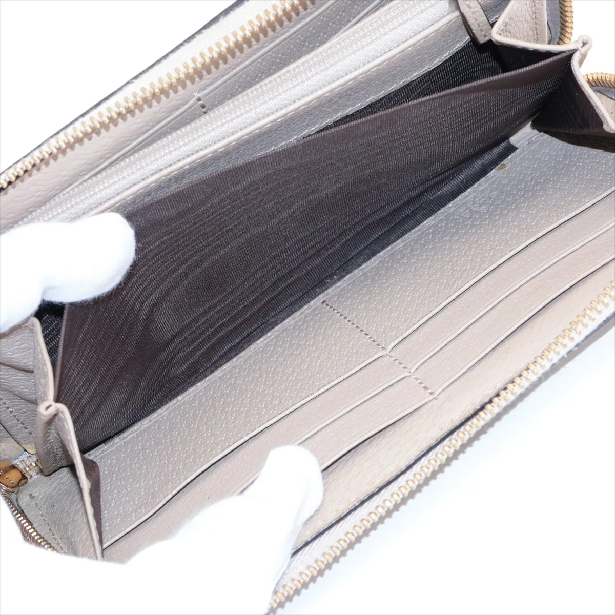 GG Supreme Offdia 523154 PVC x Leather Round Zip Wallet Ivory — view 6